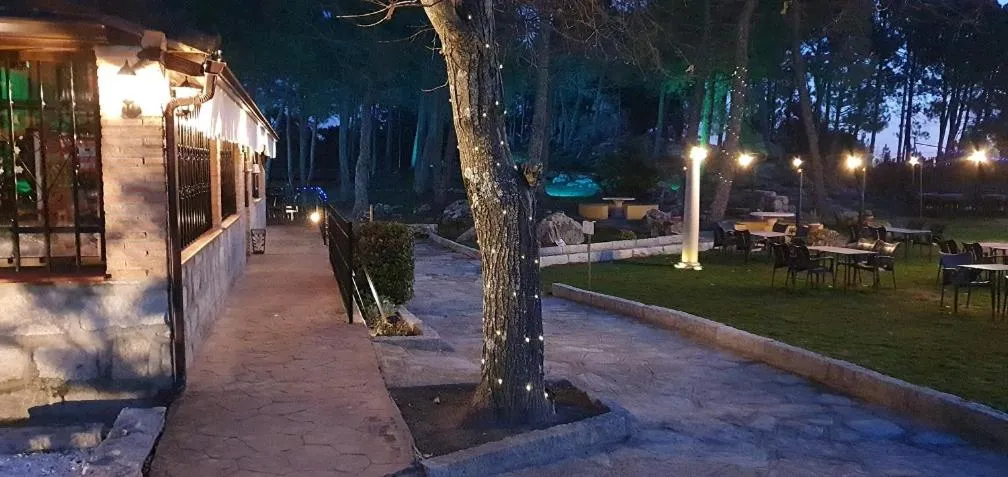 Night in Eras del Poeta