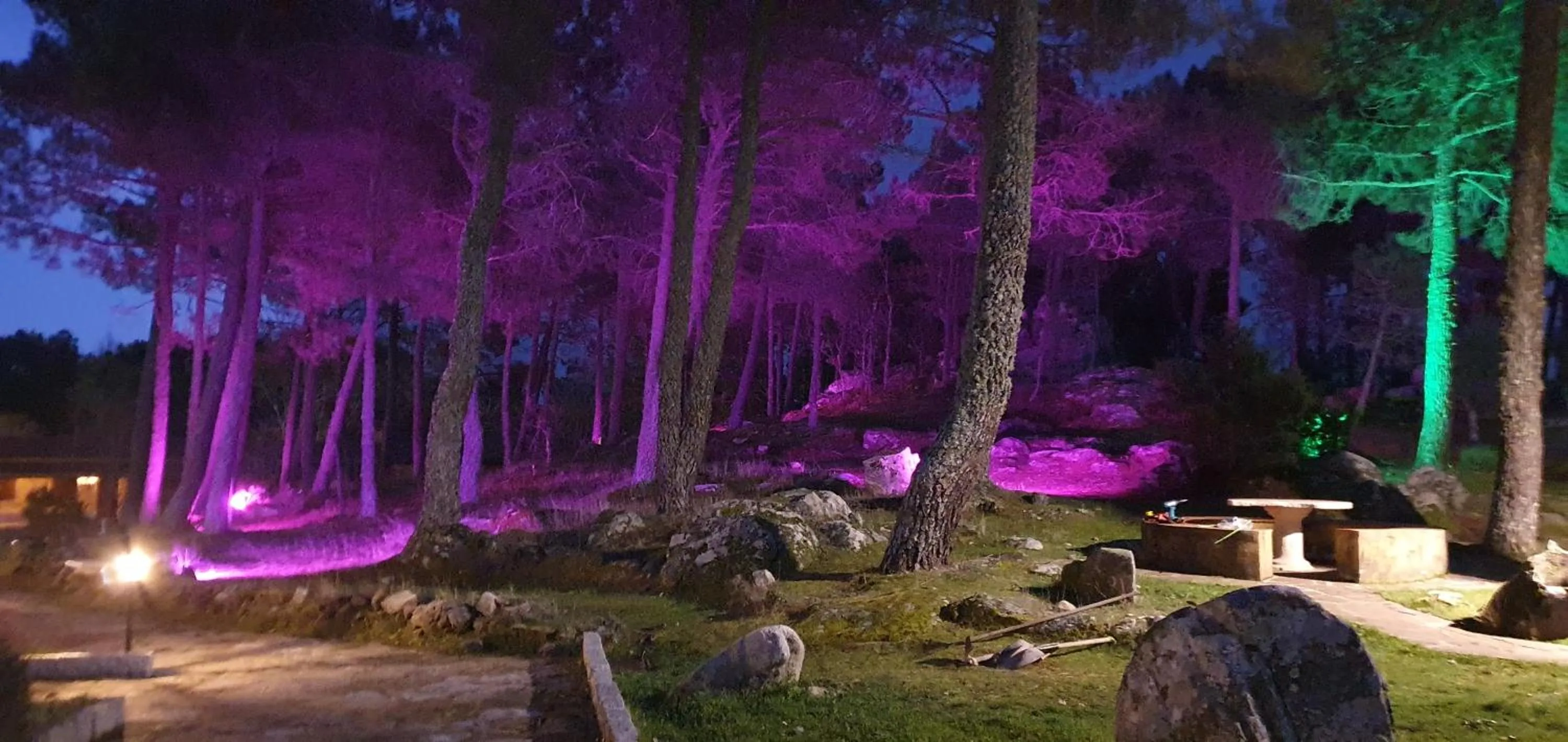 Night in Eras del Poeta