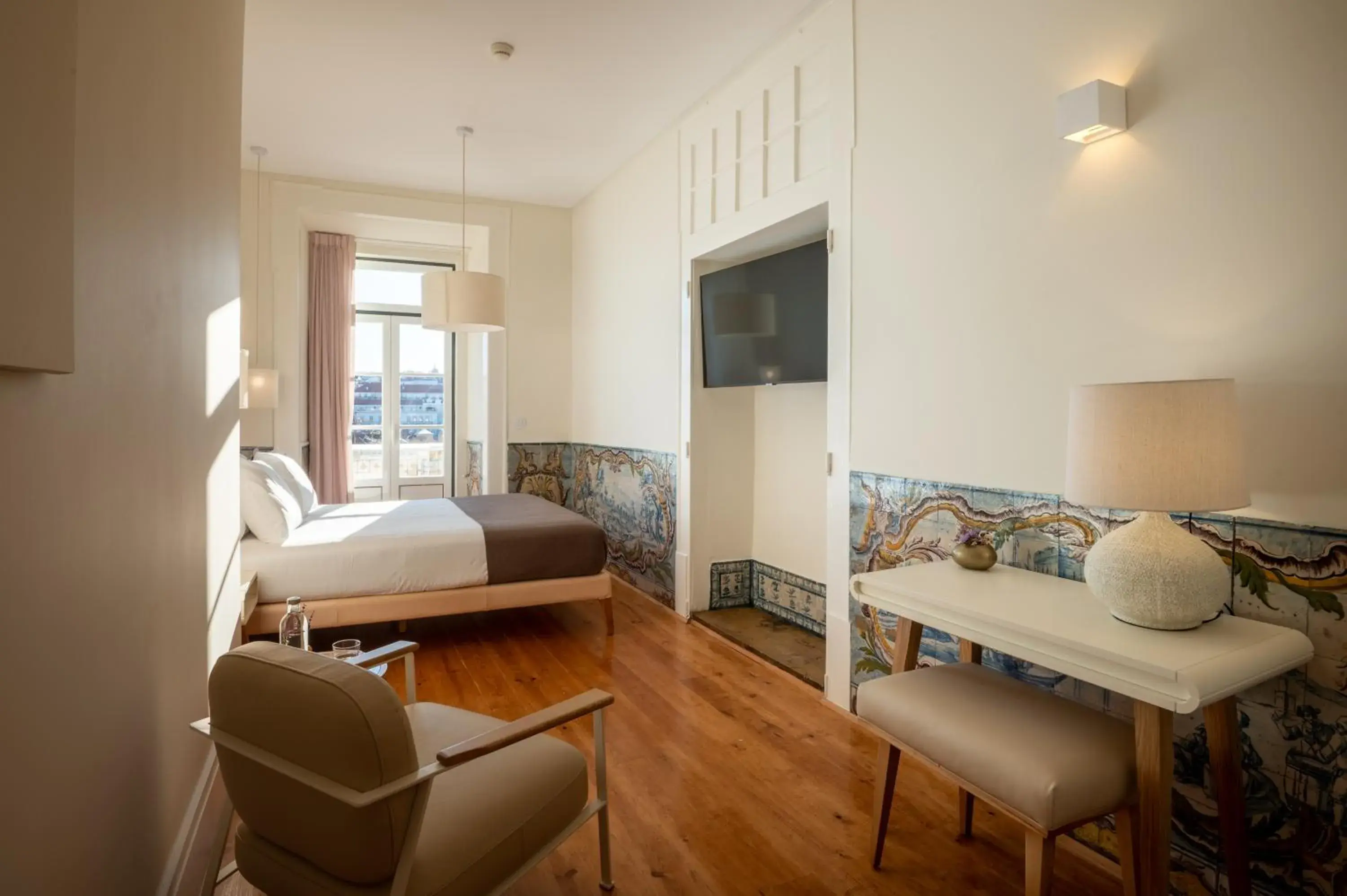 Bedroom, Bed in Memoria Lisboa FLH Hotels Bedroom, Bed in Memoria Lisboa FLH Hotels