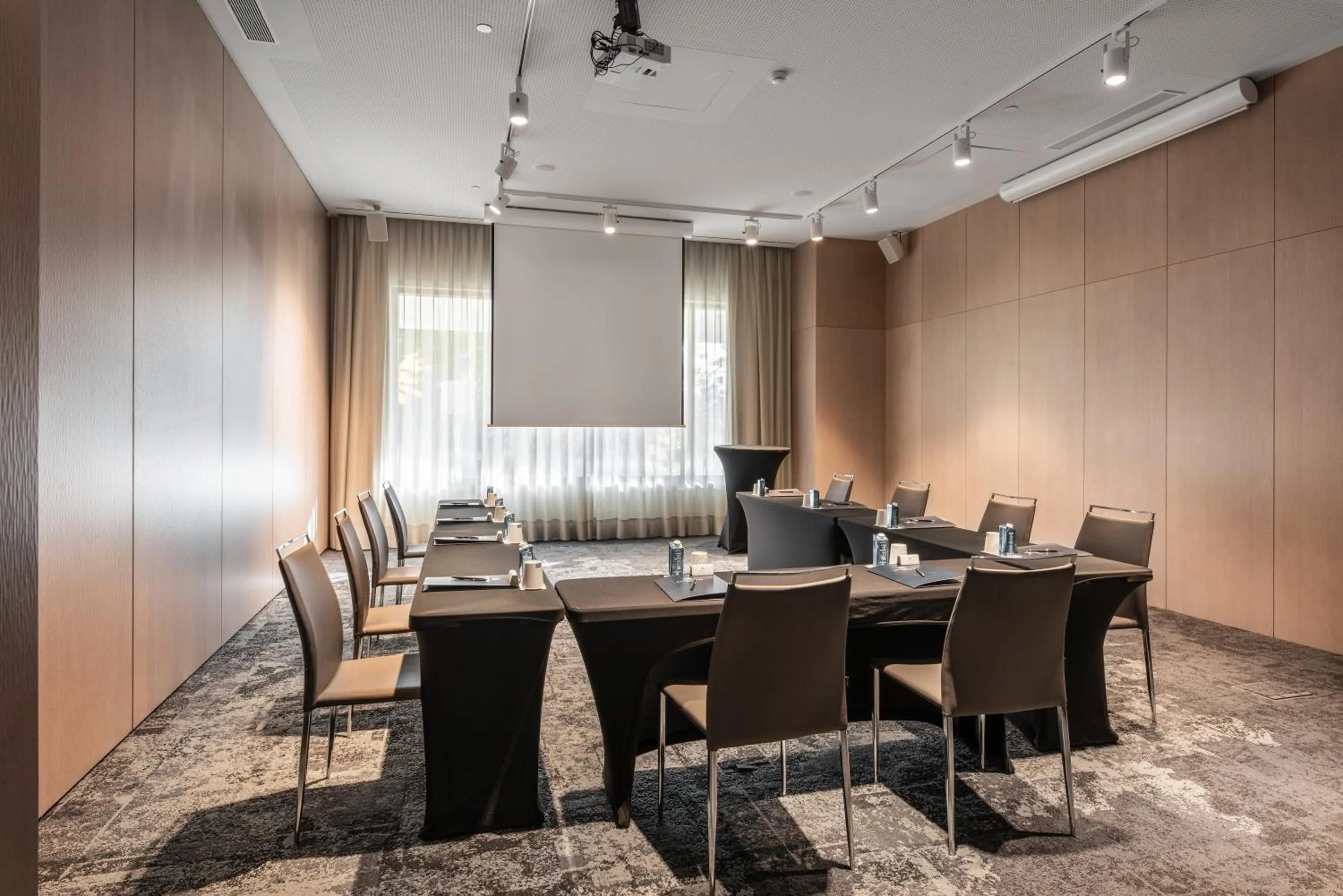 Meeting/conference room in Eurostars Universal Lisboa
