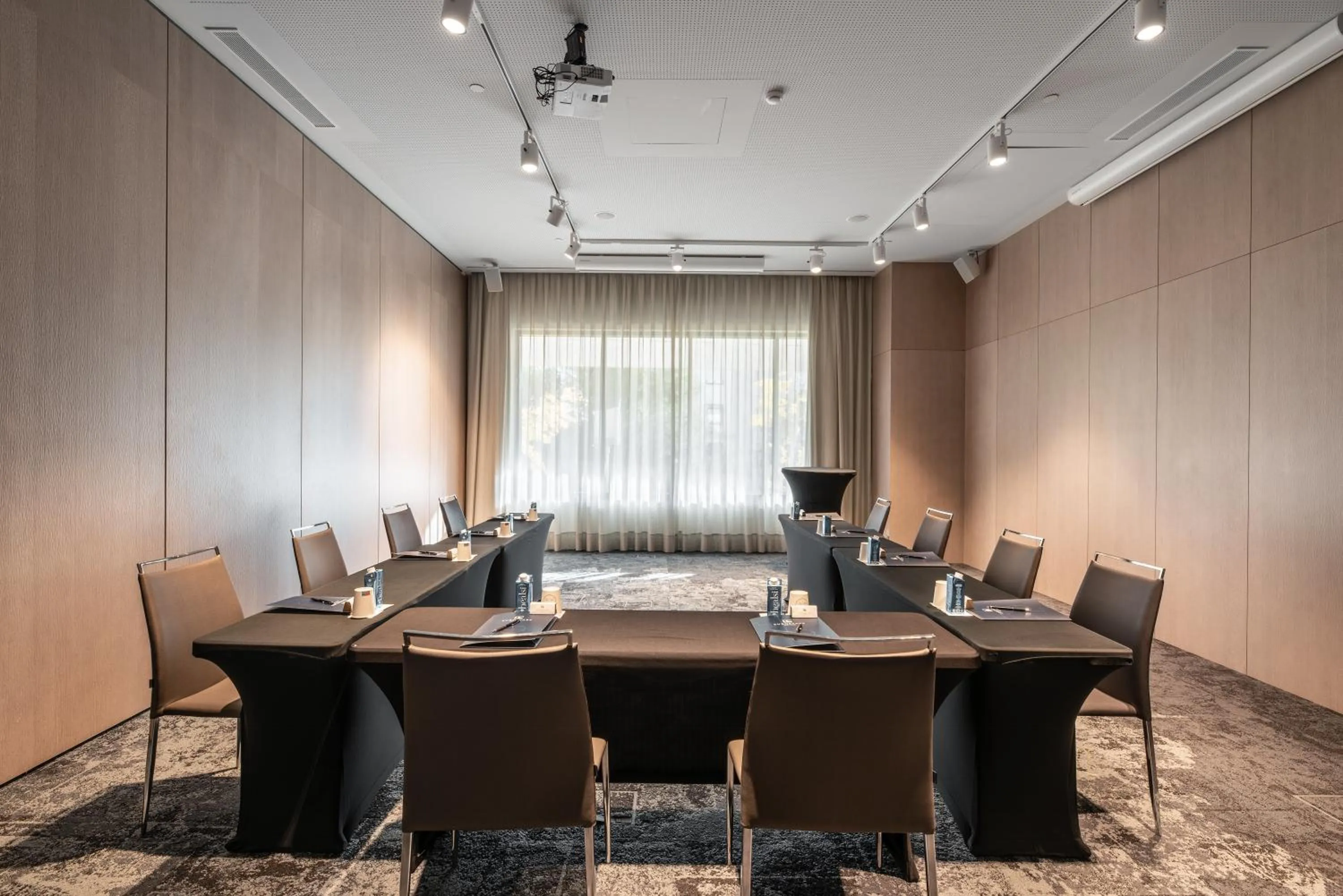 Meeting/conference room in Eurostars Universal Lisboa