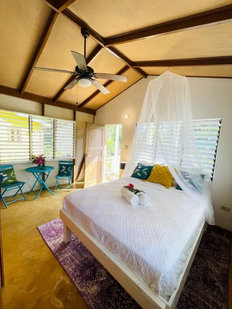 Bedroom, Bed in Bak A Yaad