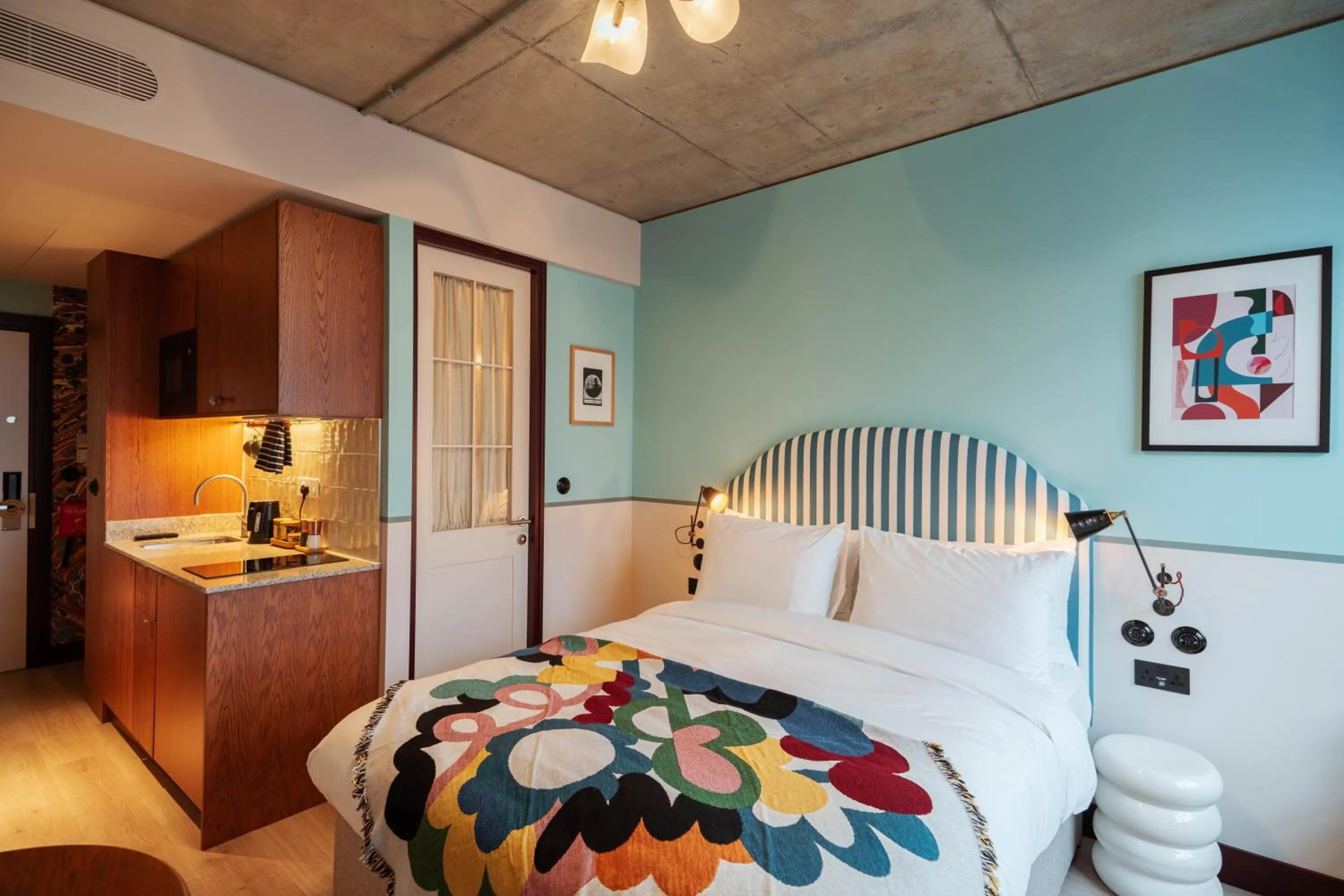 Bedroom, Bed in room2 London Chiswick Hometel