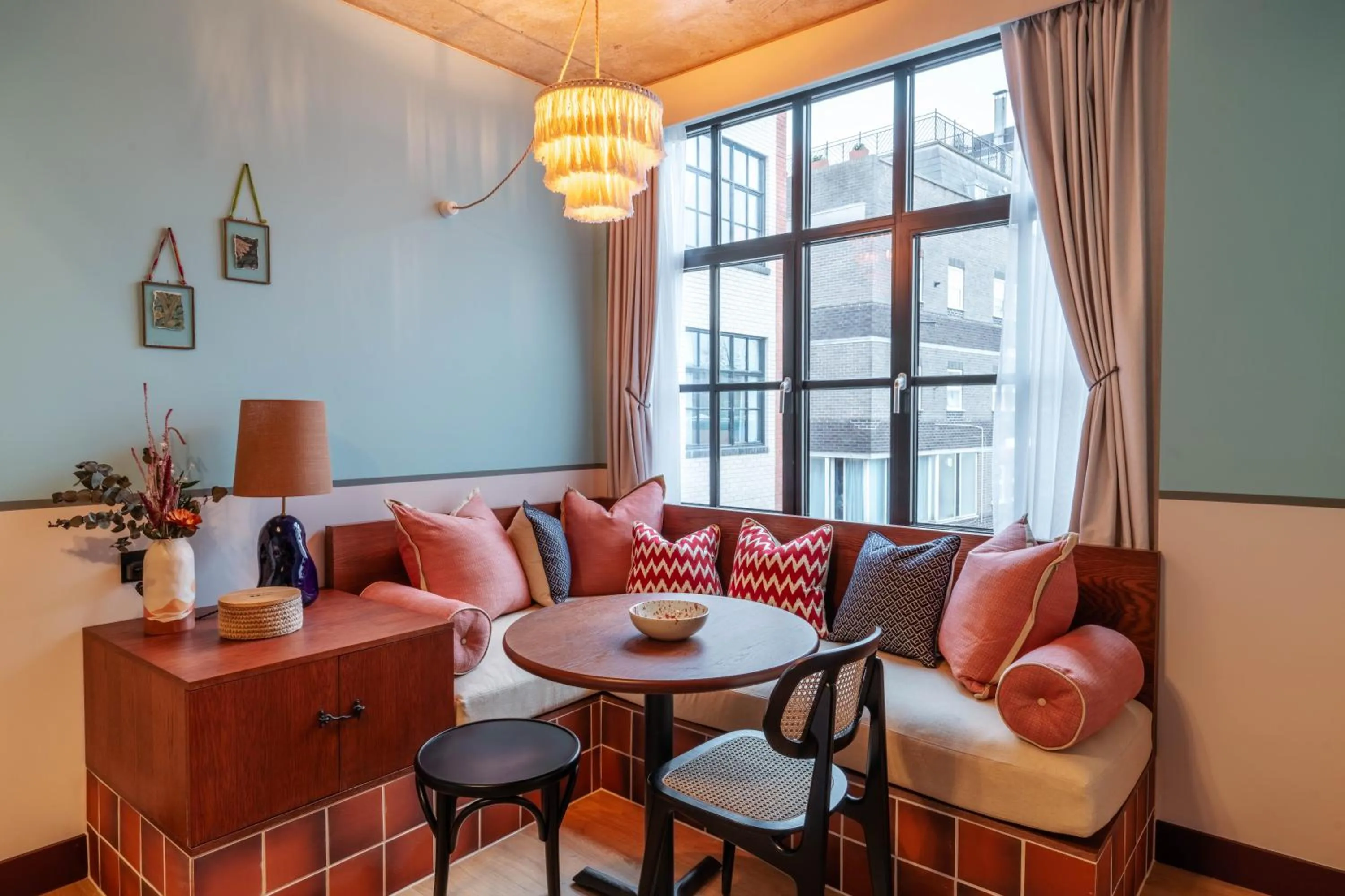 Living room in room2 London Chiswick Hometel