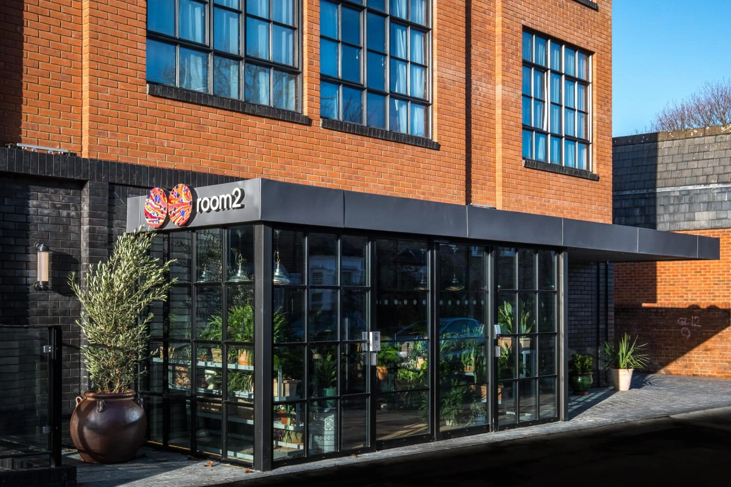 Property building in room2 London Chiswick Hometel