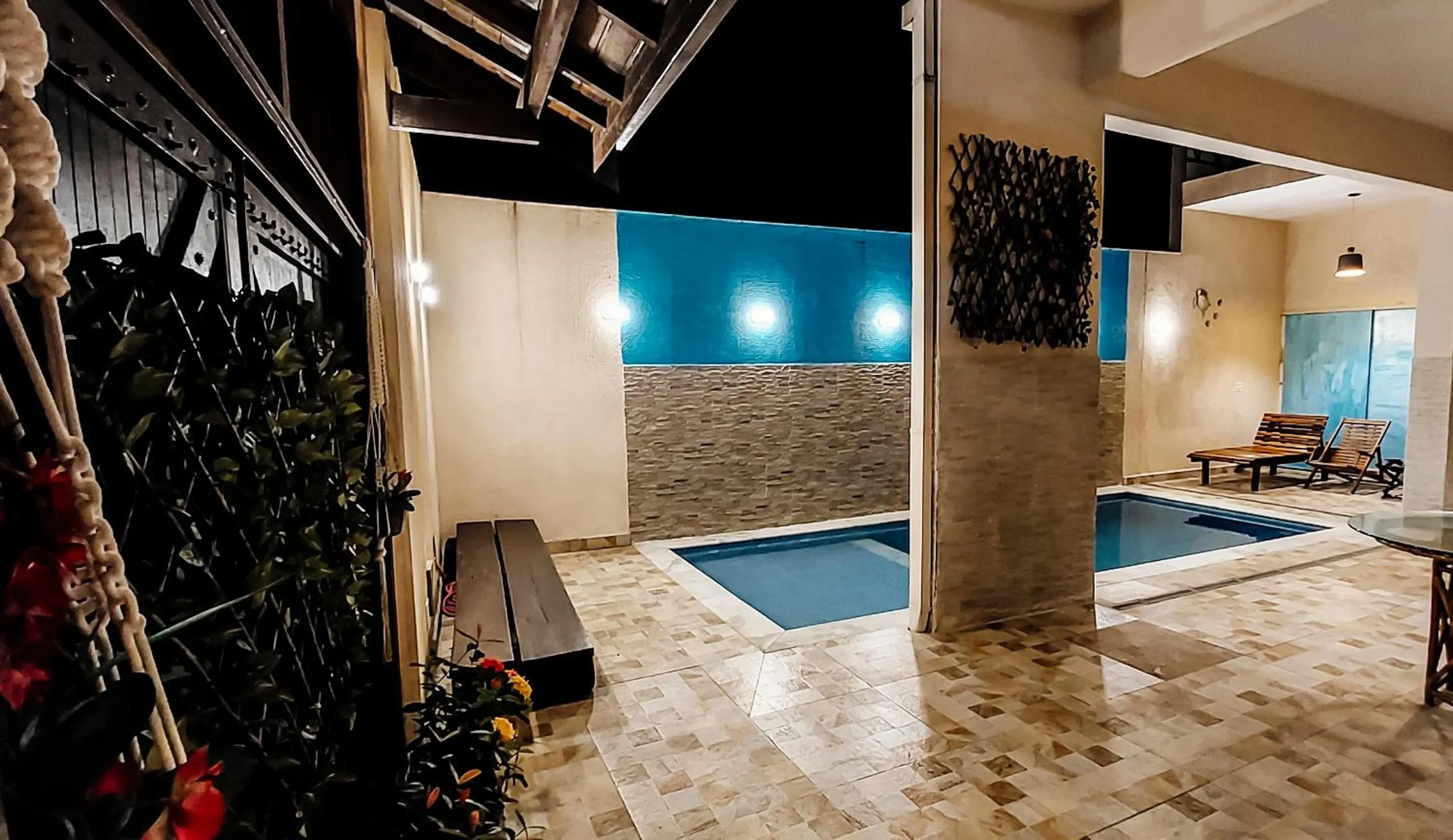 Swimming pool in Pousada Oásis