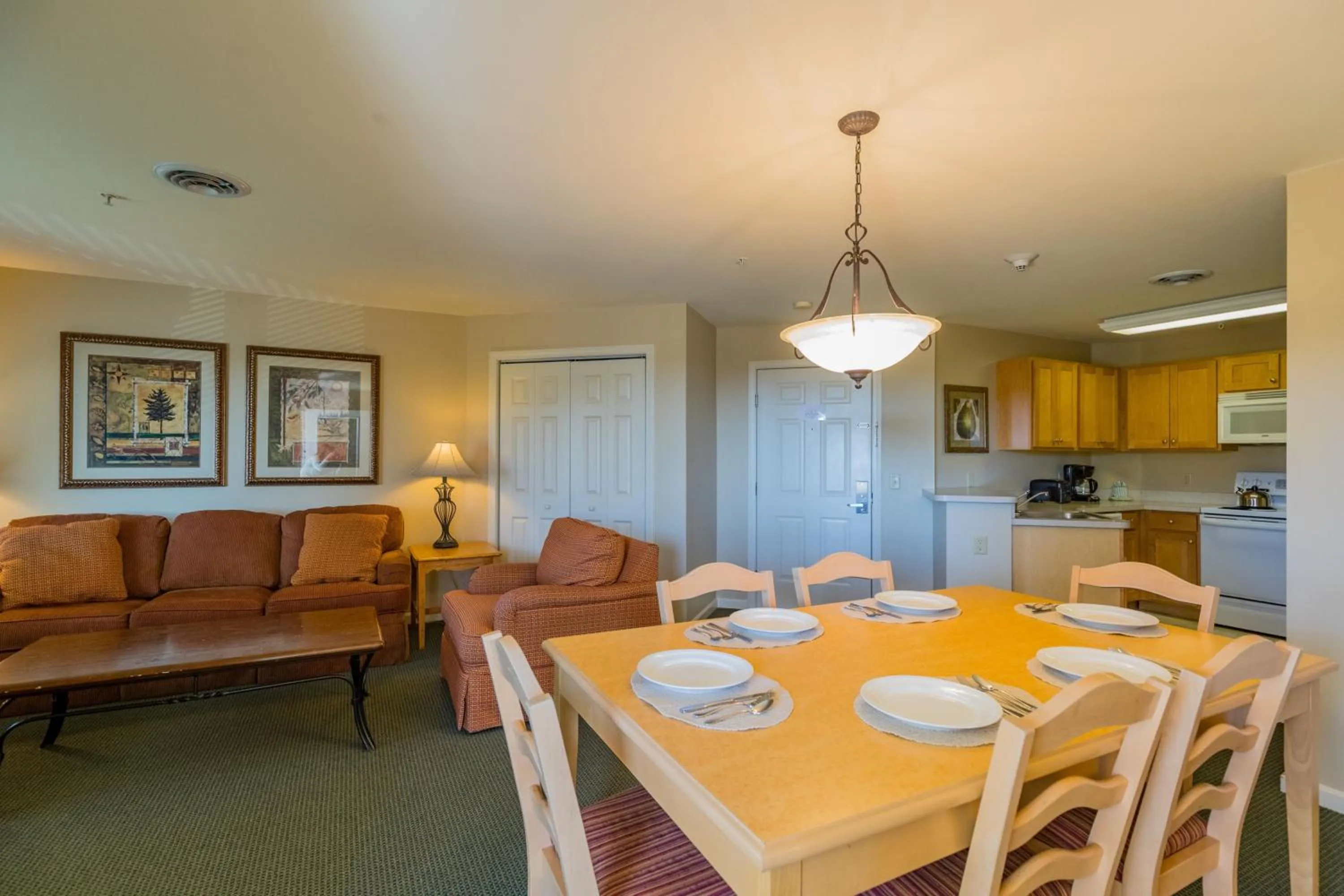 Kitchen or kitchenette in Vacation Village in the Berkshires