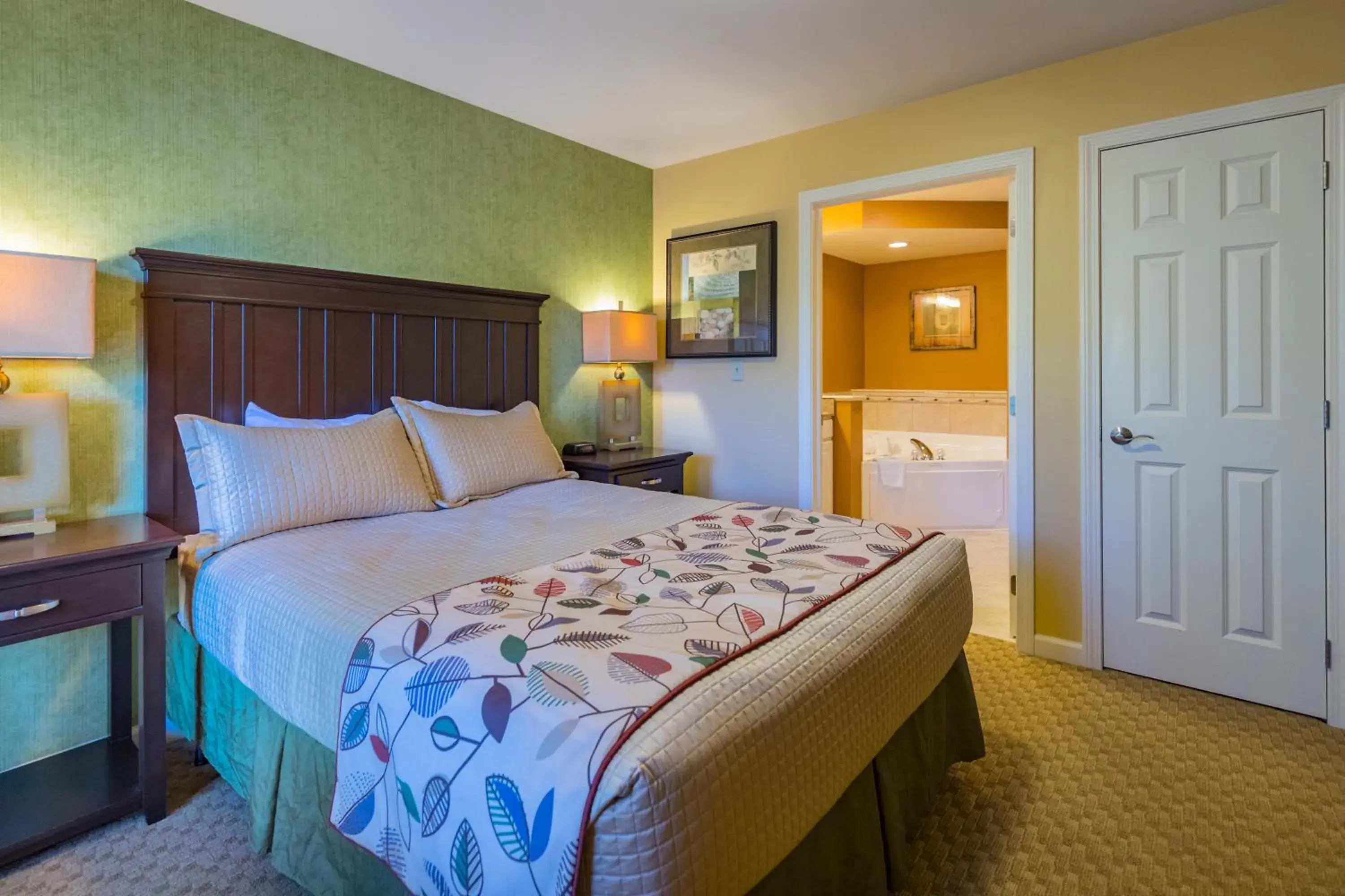 Bedroom, Bed in Vacation Village in the Berkshires Bedroom, Bed in Vacation Village in the Berkshires