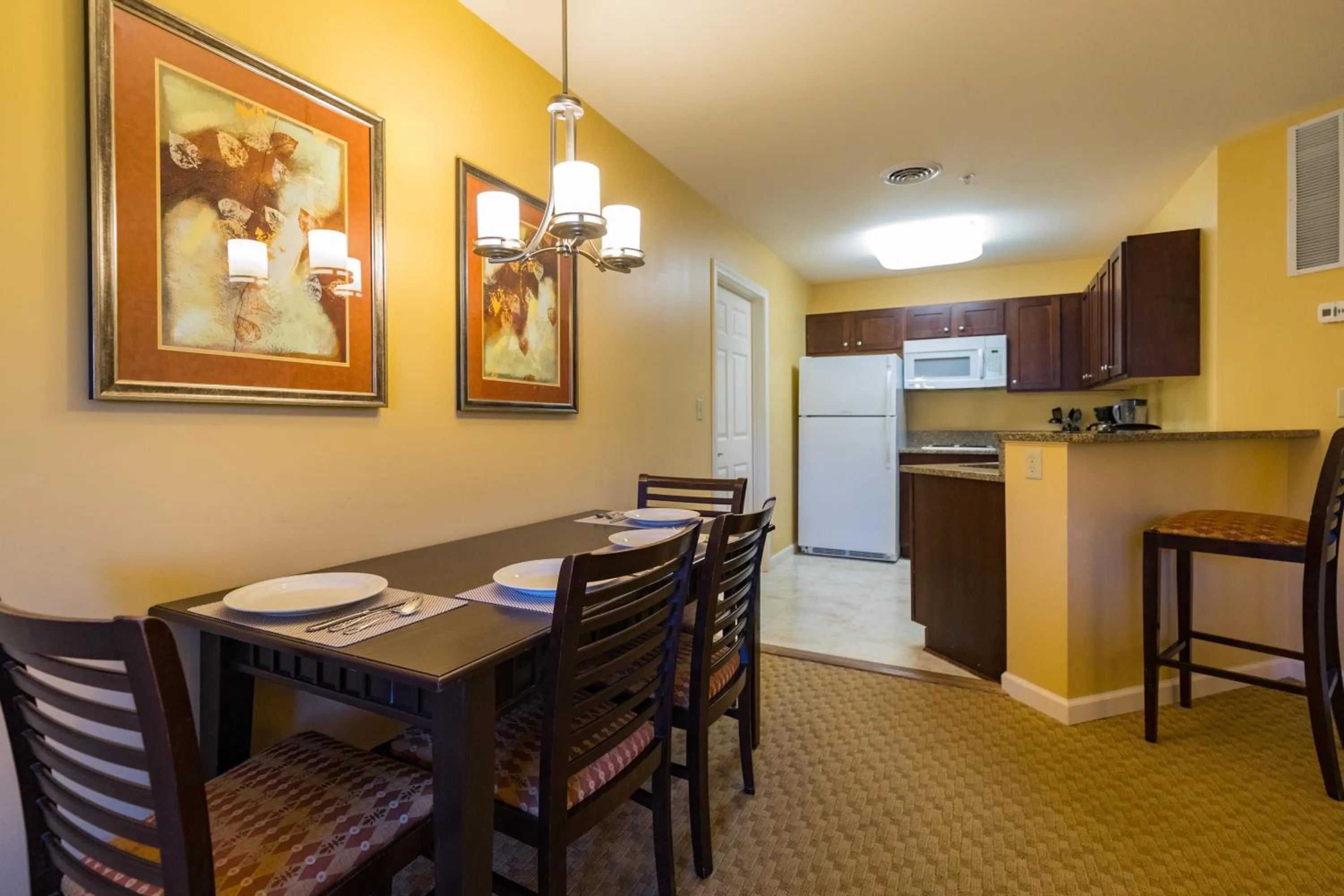 Kitchen or kitchenette in Vacation Village in the Berkshires