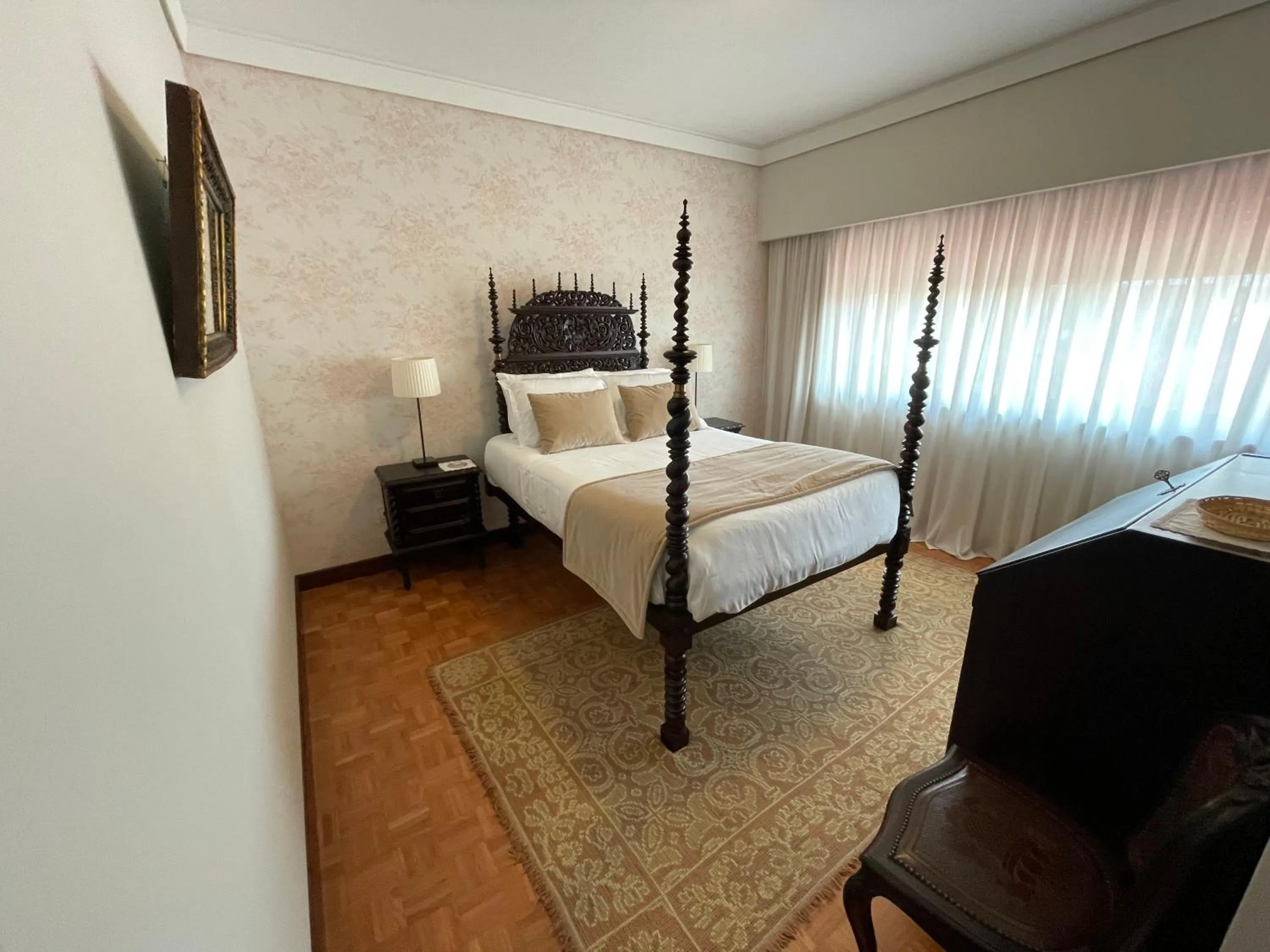 Bedroom, Bed in Santiago Family House