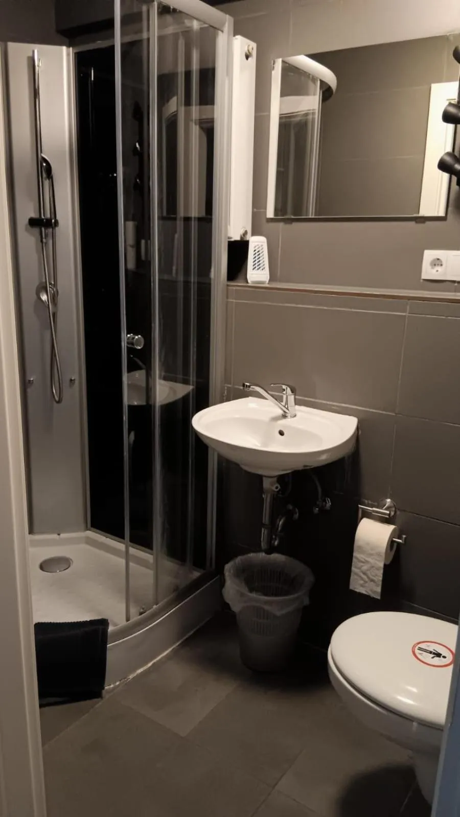 Bathroom in Geinberg Suites & Via Nova Lodges