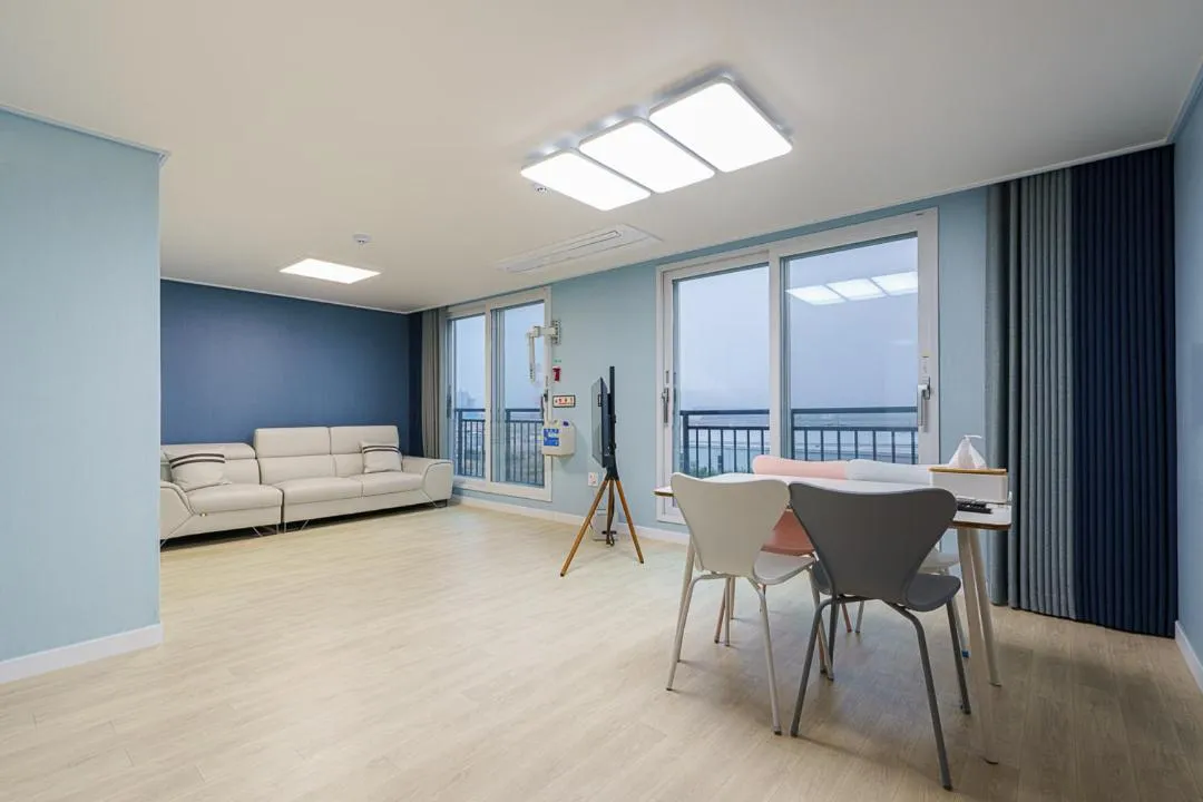 Condo Family in Little Prince Hotel&Condo