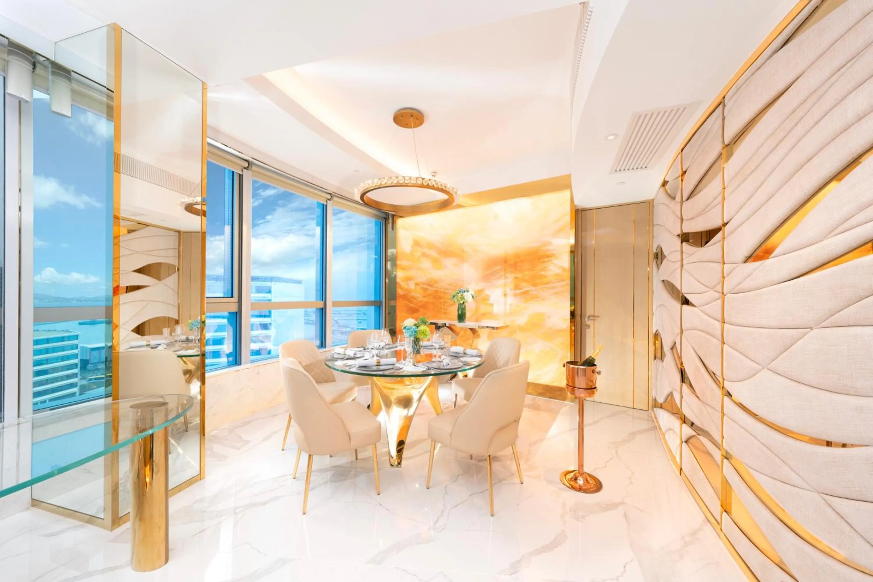 Dining area in Regala Skycity Hotel by Regal Hotels