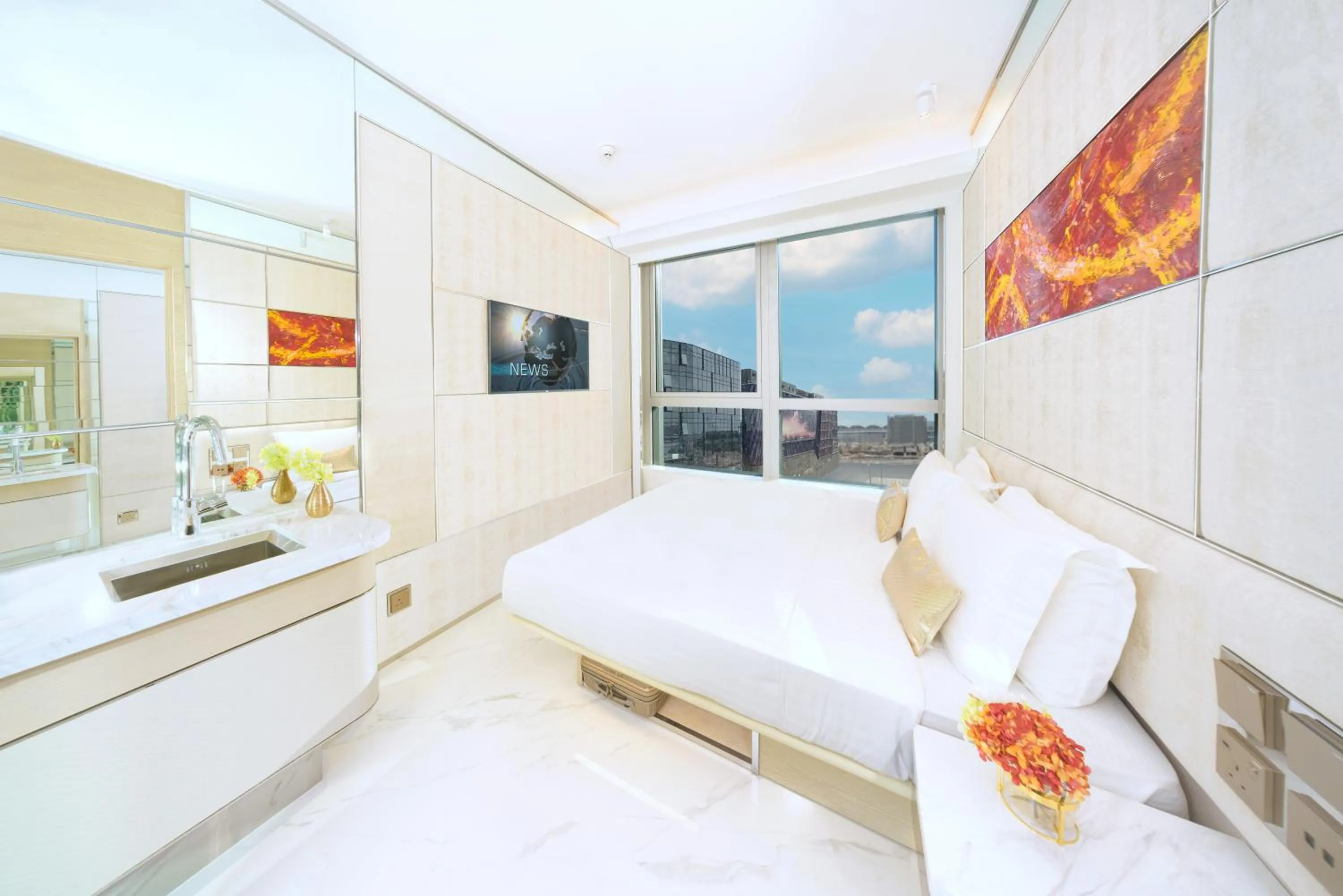 Kitchen or kitchenette, Bed in Regala Skycity Hotel by Regal Hotels