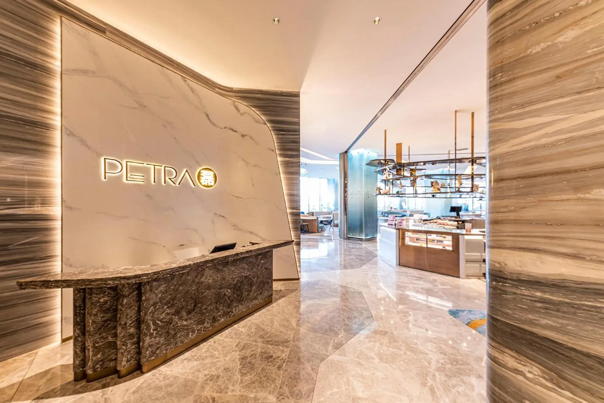 Restaurant/places to eat in Regala Skycity Hotel by Regal Hotels Restaurant/places to eat in Regala Skycity Hotel by Regal Hotels