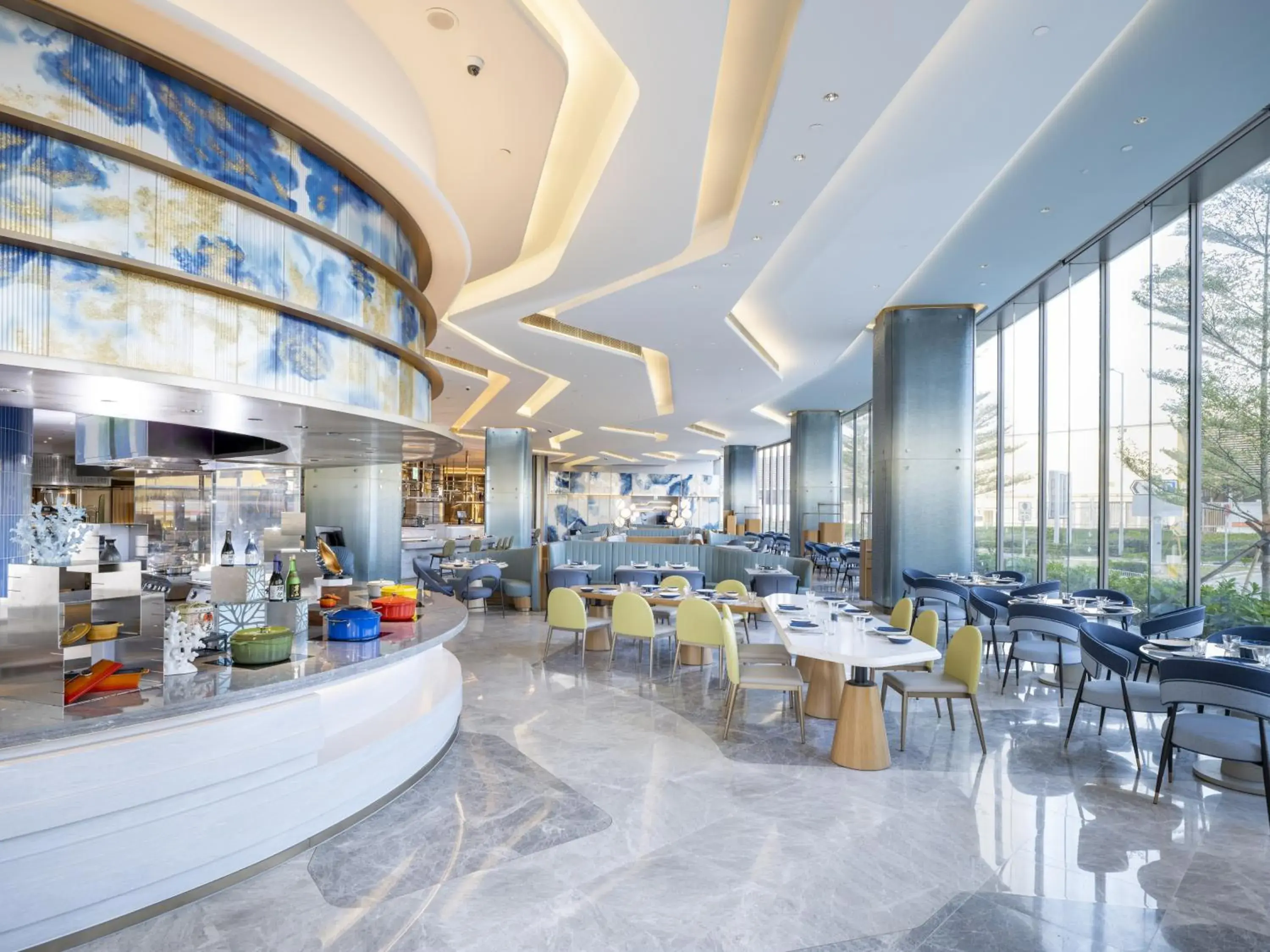 Restaurant/places to eat in Regala Skycity Hotel by Regal Hotels Restaurant/places to eat in Regala Skycity Hotel by Regal Hotels