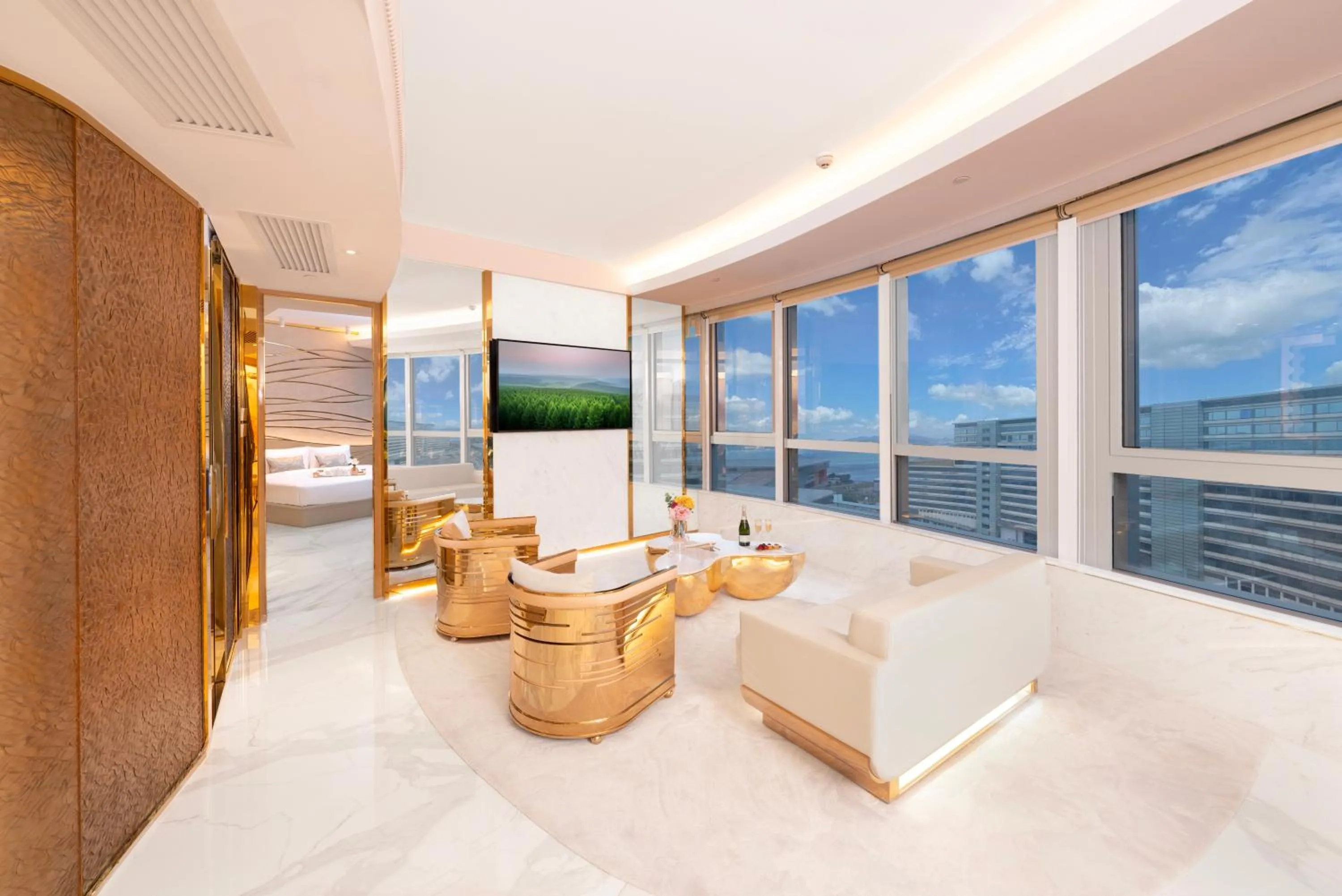 Living room in Regala Skycity Hotel by Regal Hotels