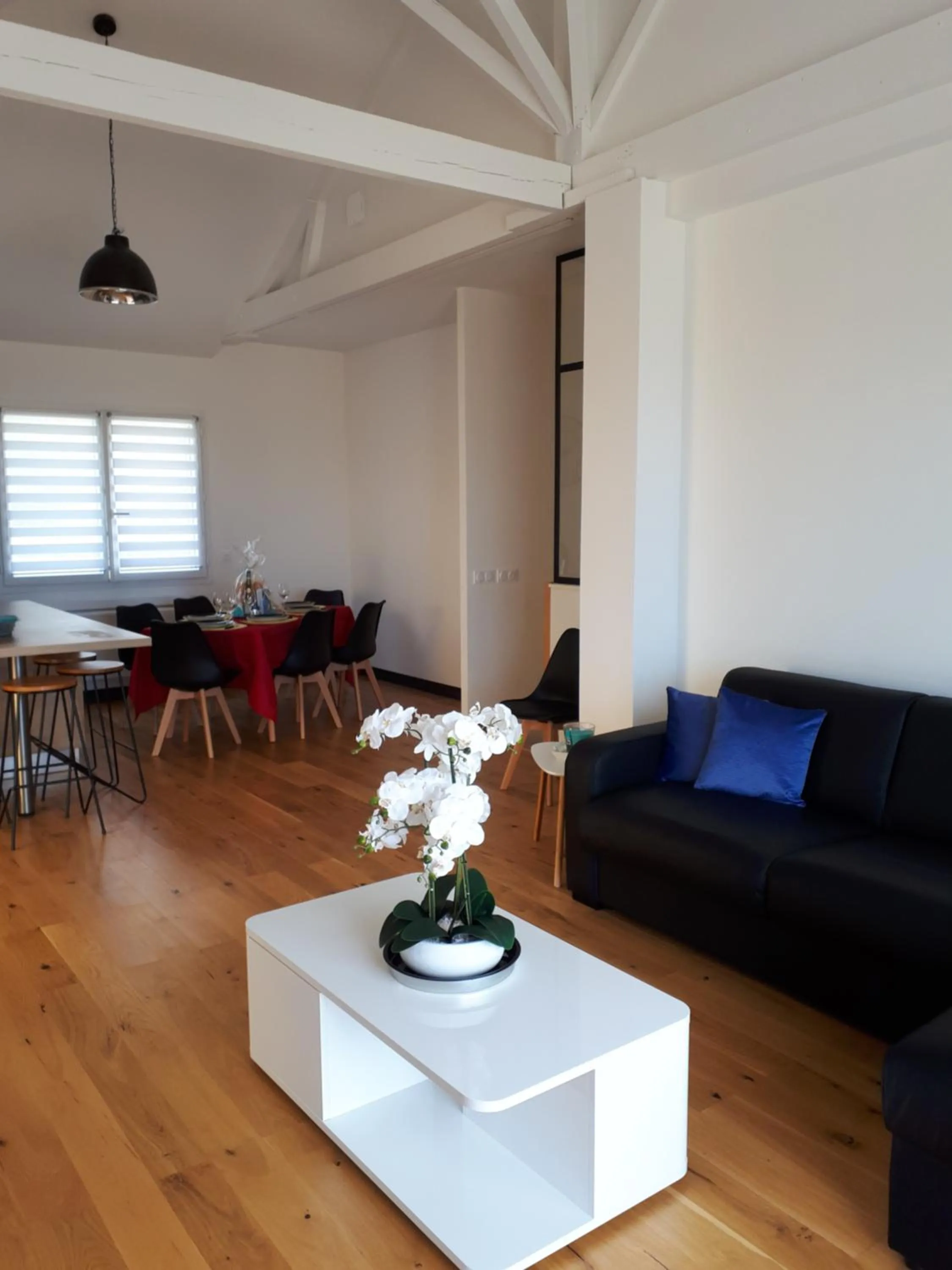 Living room in Maison et grande terrasse face mer