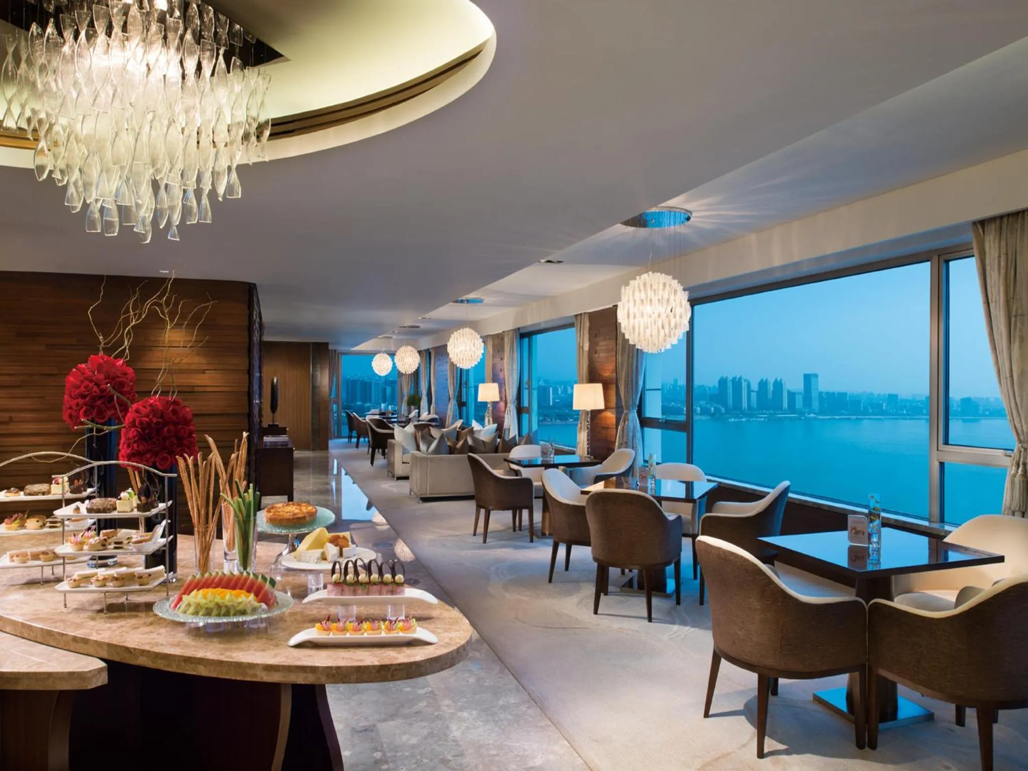 Lounge or bar in Marco Polo Wuhan