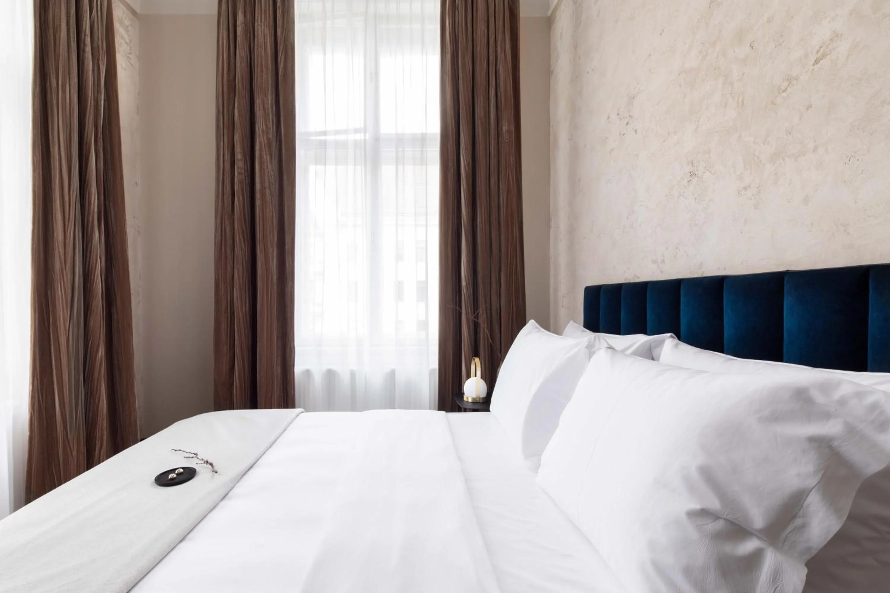 Bed in Zola Hotel - Palais de Bohème Adults Only