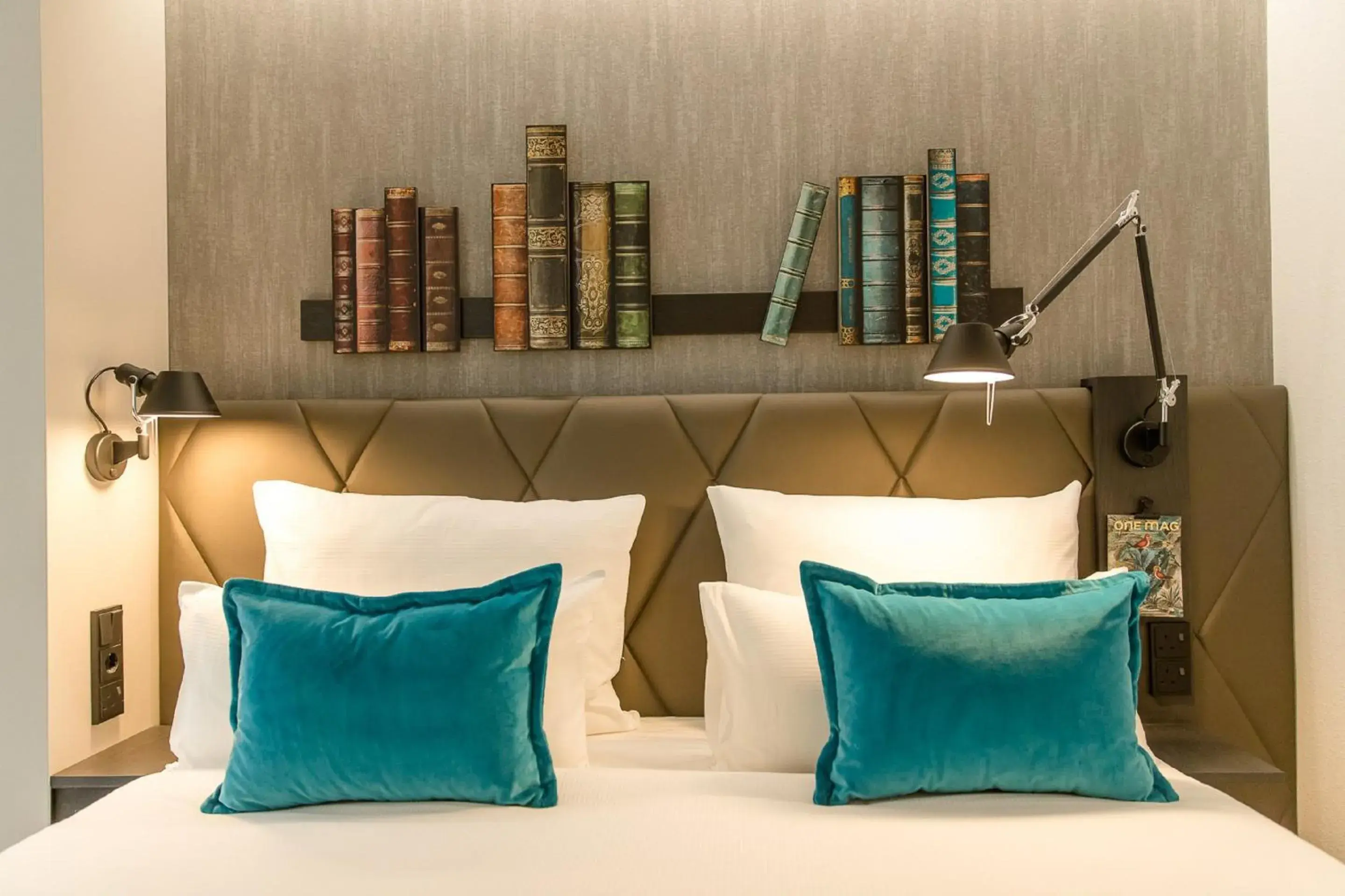 Photo of the whole room, Bed in Motel One Manchester-St. Peter´s Square