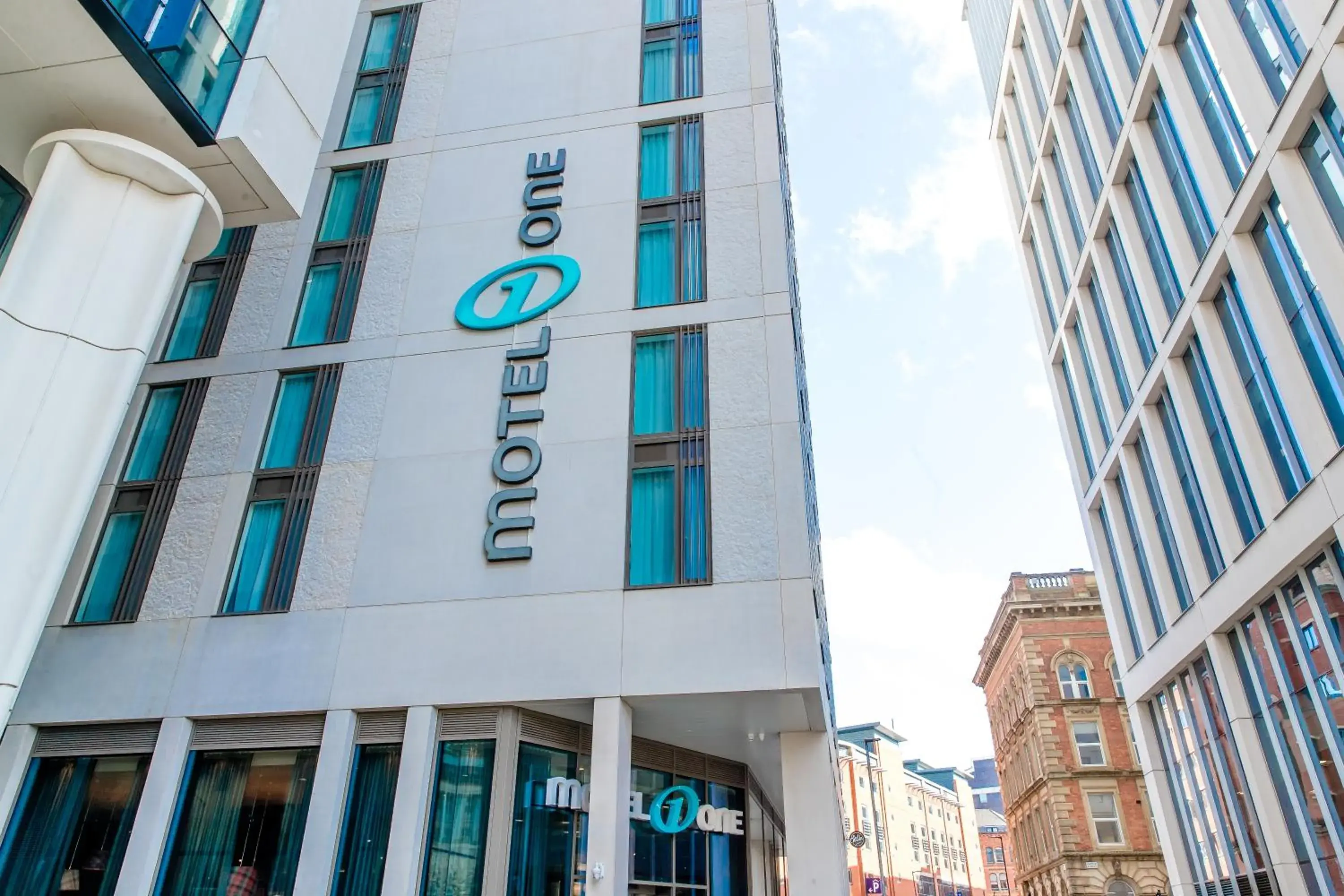 Facade/entrance, Property Building in Motel One Manchester-St. Peter´s Square