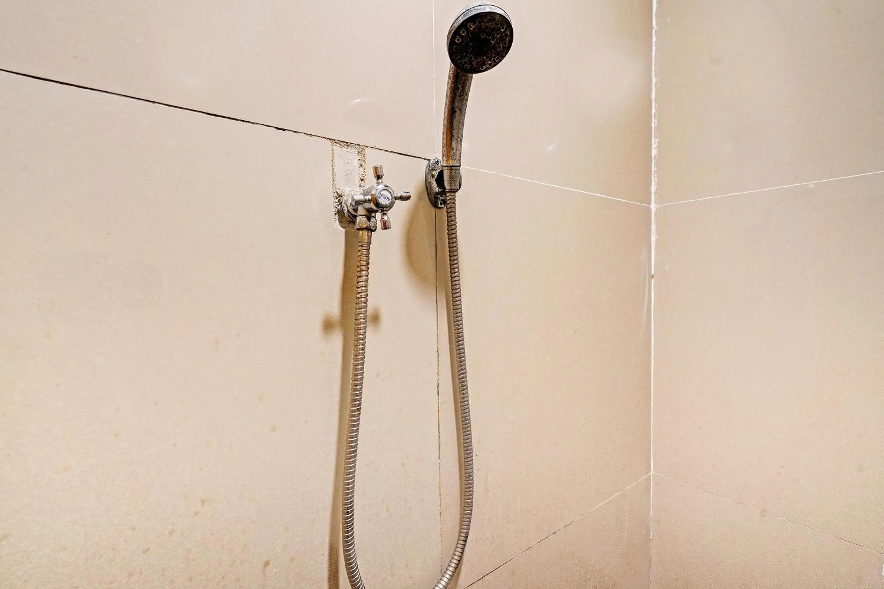 Bathroom in OYO 91955 Pondokan Cempaka