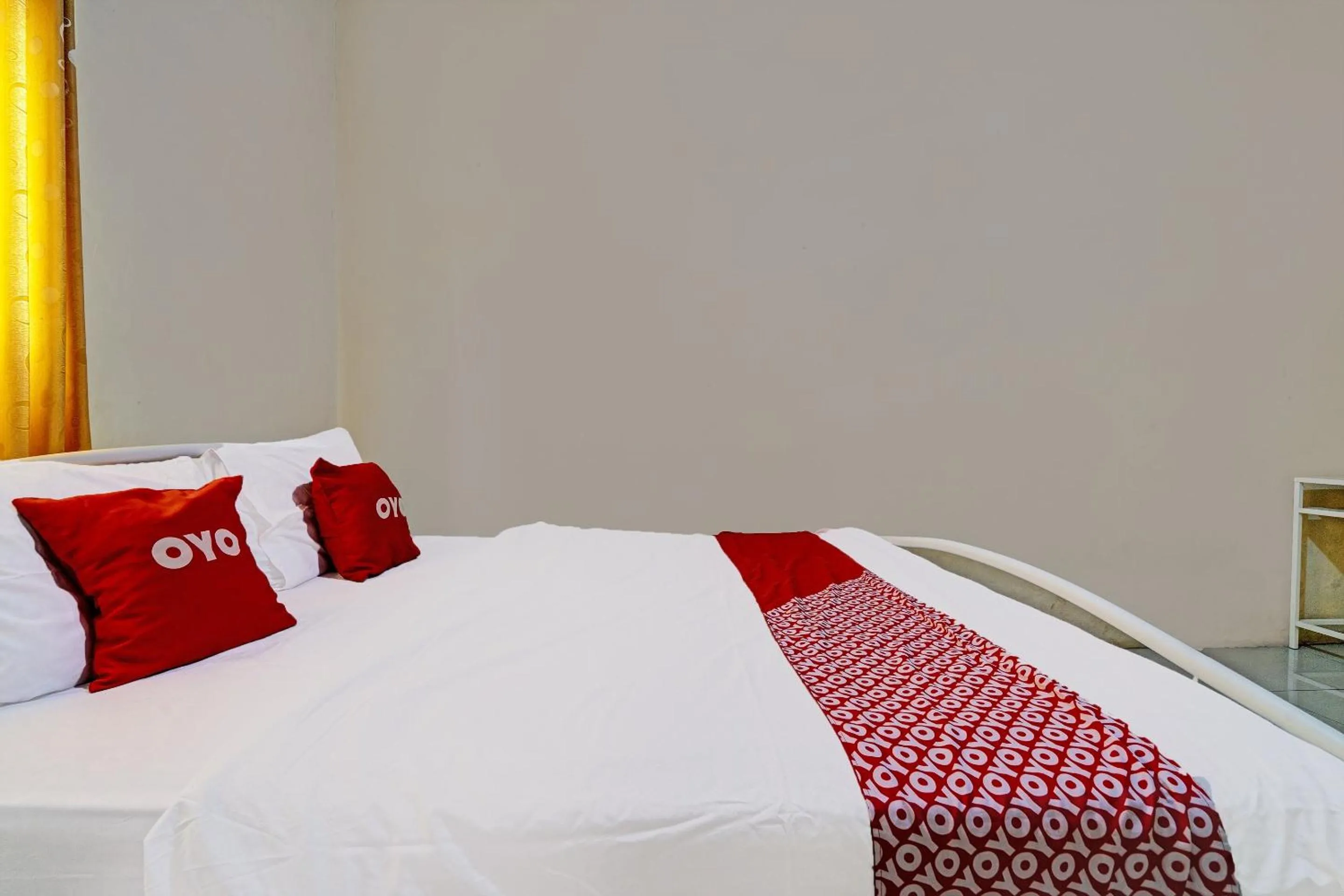 Bedroom, Bed in OYO 91955 Pondokan Cempaka