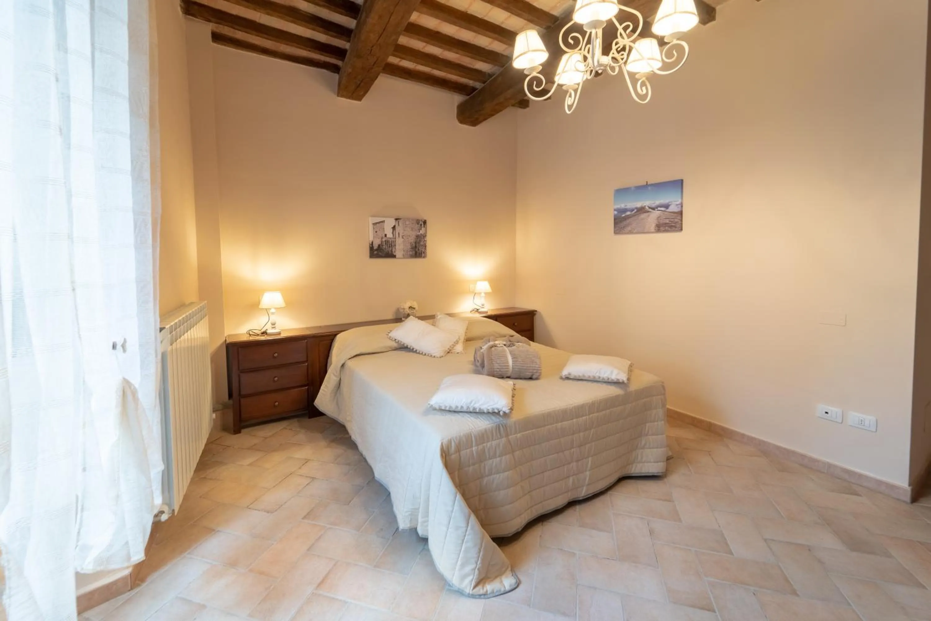 Photo of the whole room, Bed in Albergo La Loggia di San Martino