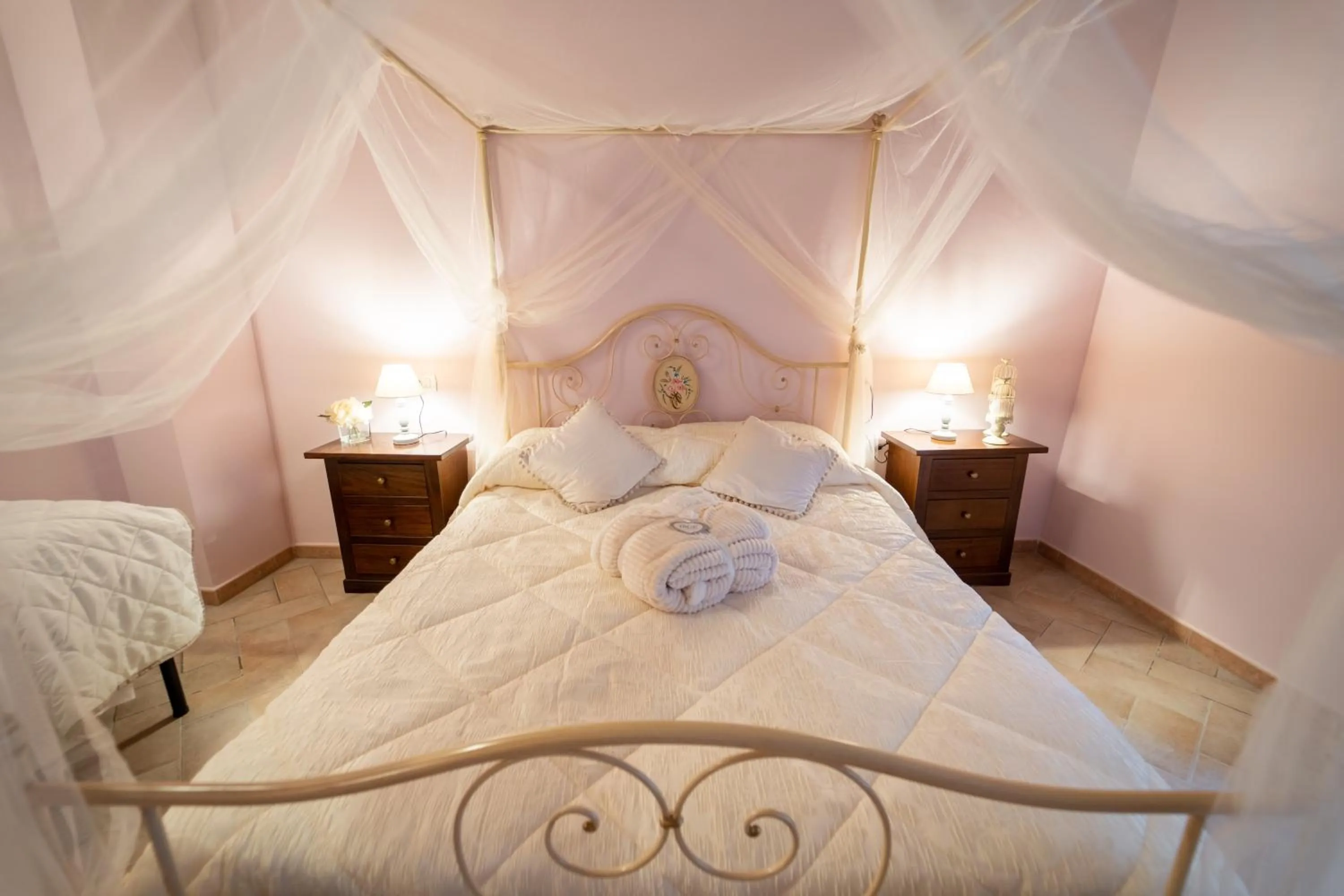 Photo of the whole room, Bed in Albergo La Loggia di San Martino