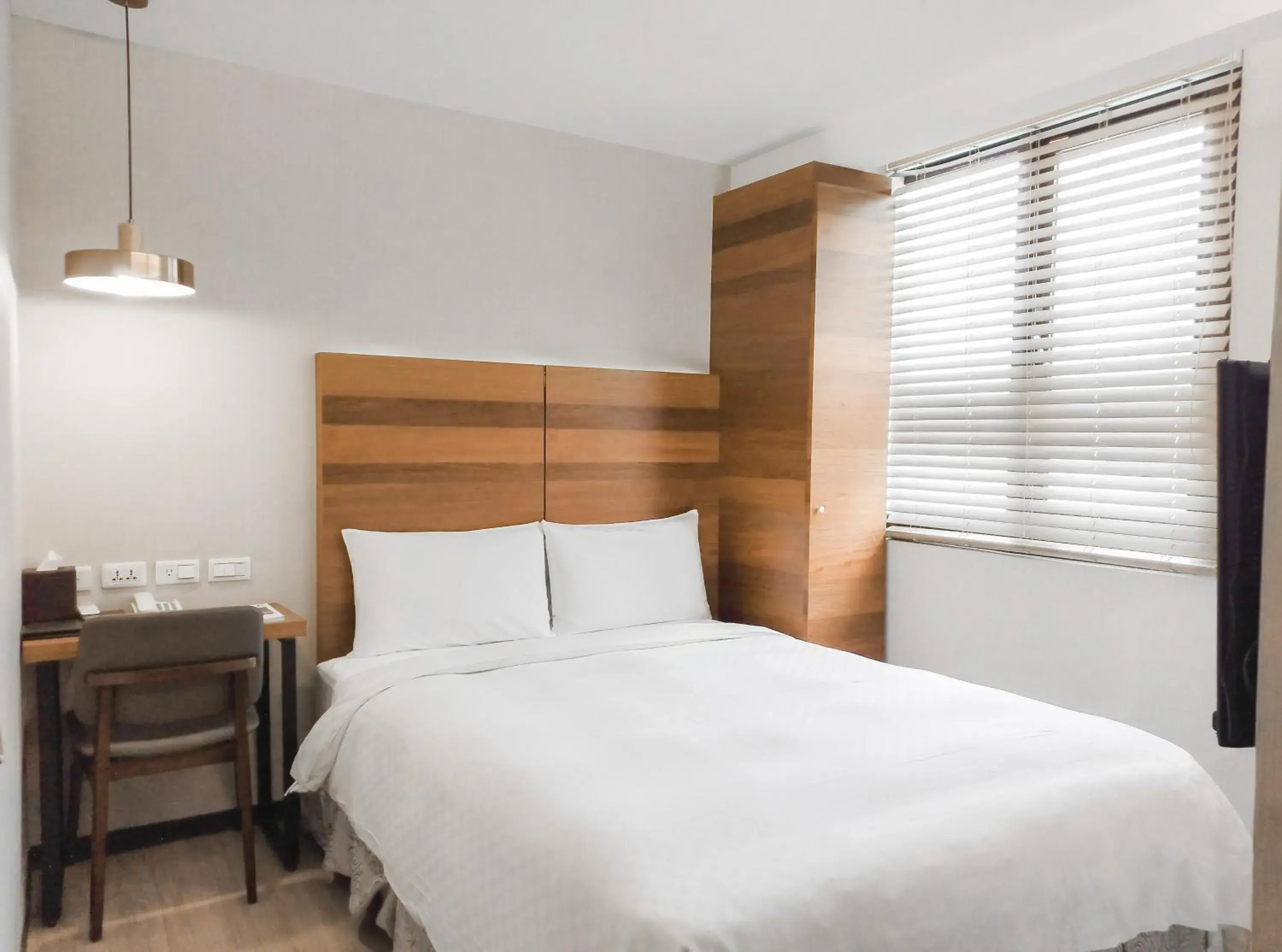 Bed in CHECK inn Express Taipei Station Bed in CHECK inn Express Taipei Station