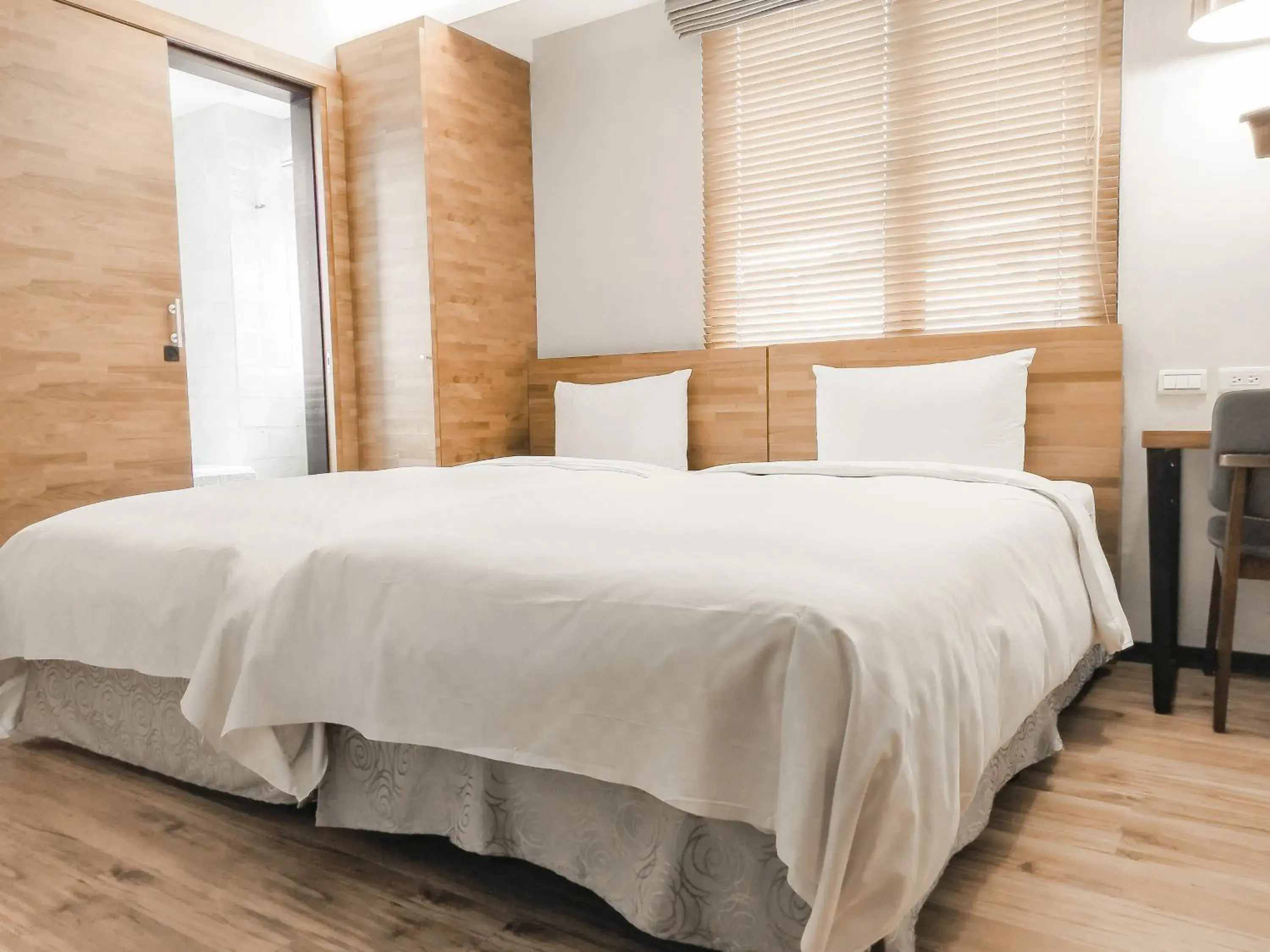 Bed in CHECK inn Express Taipei Station Bed in CHECK inn Express Taipei Station