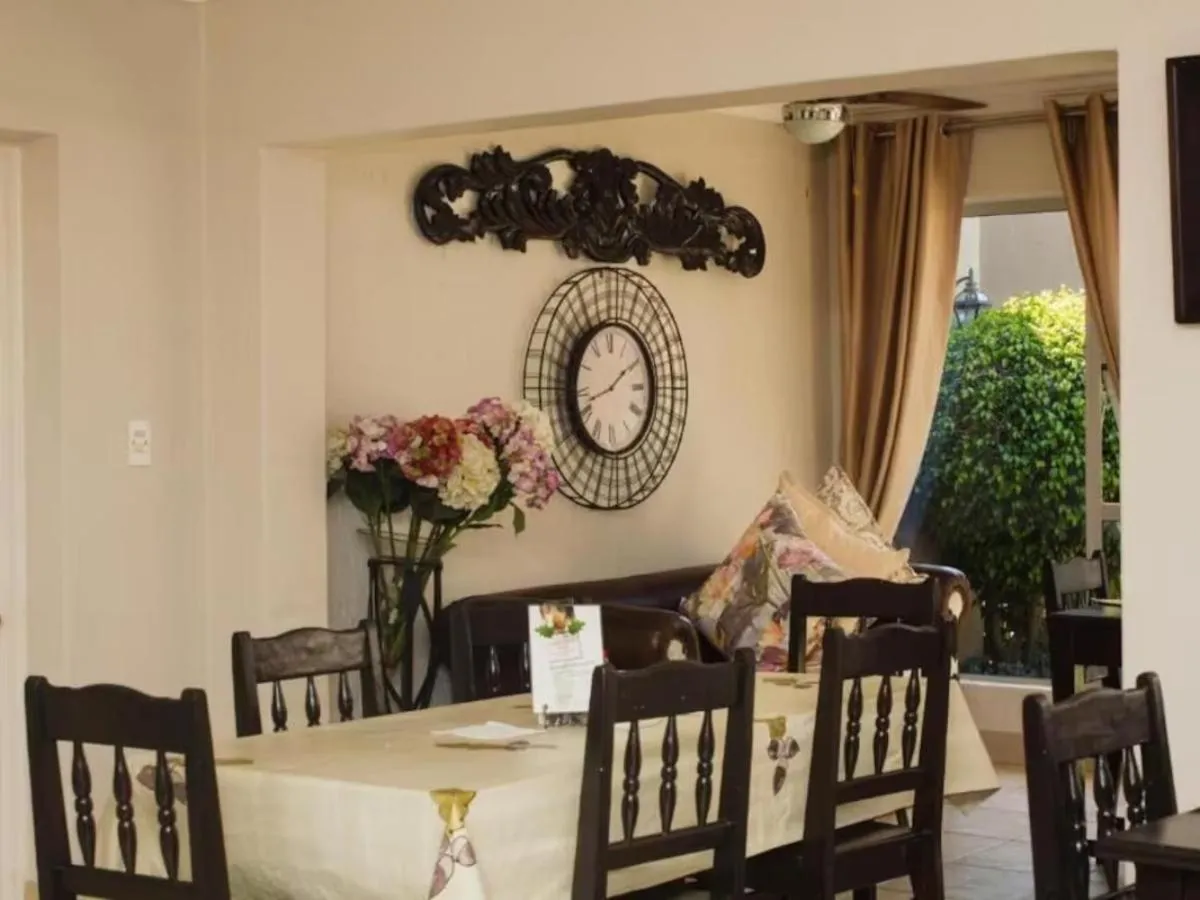 Dining area in Oaklands inn and Conference Centre