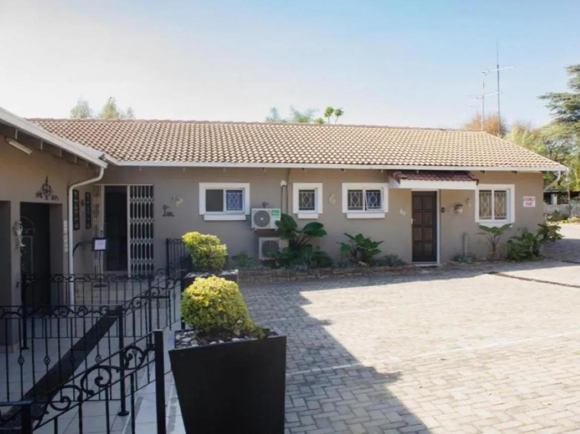 Property building in Oaklands inn and Conference Centre