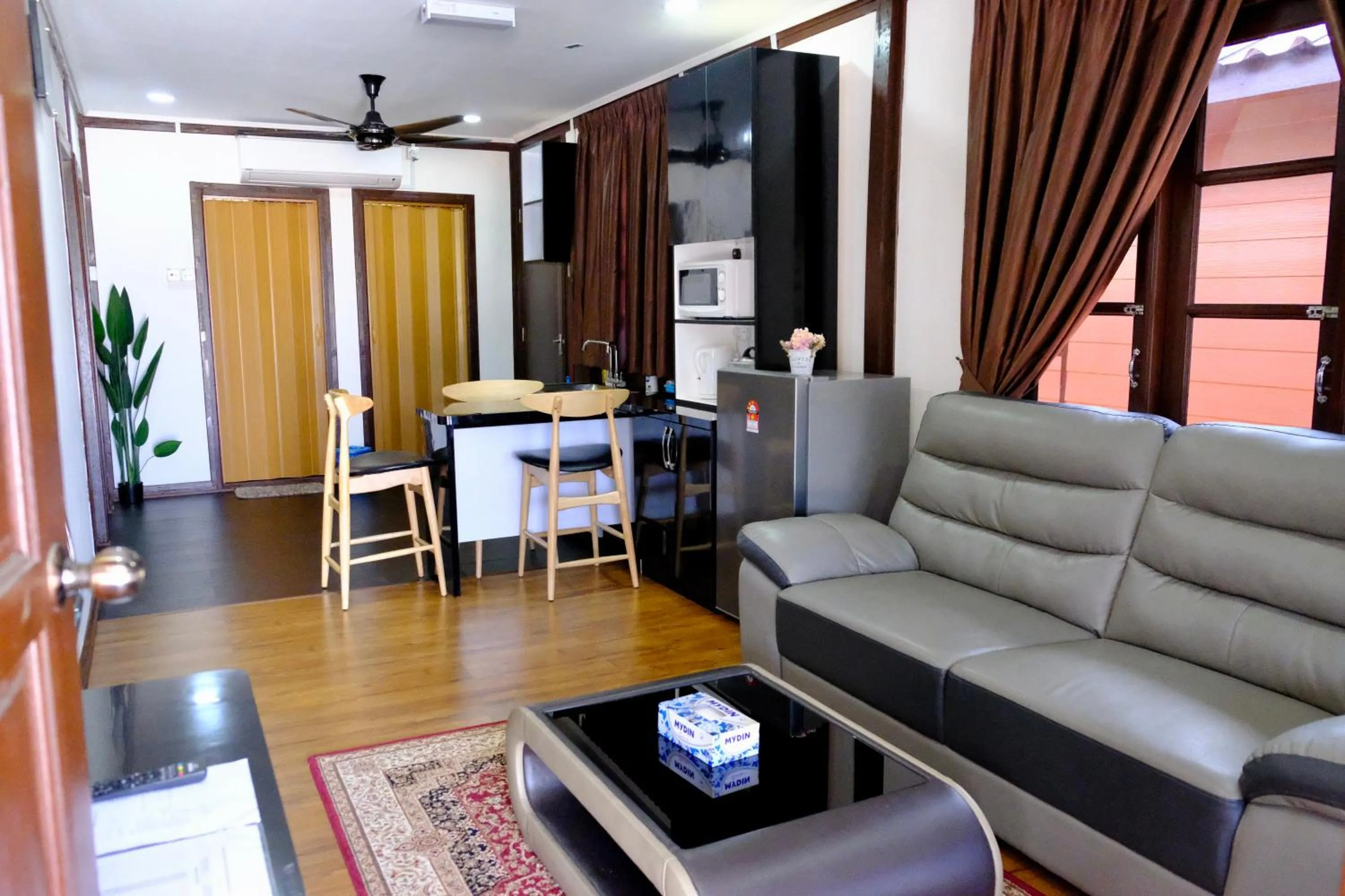 D'Razna Chalet Pantai Seberang Takir