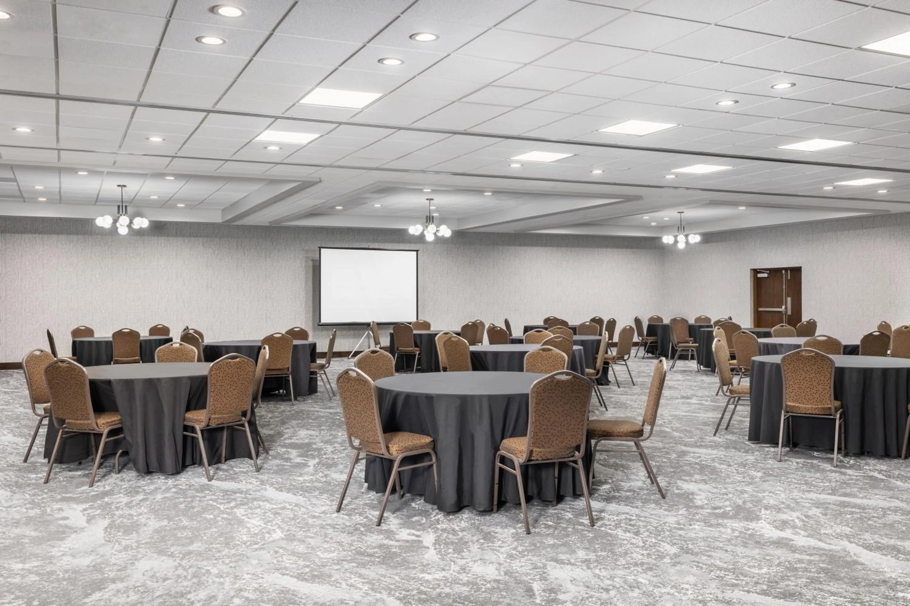 Meeting/conference room in Doubletree By Hilton Greensboro Airport