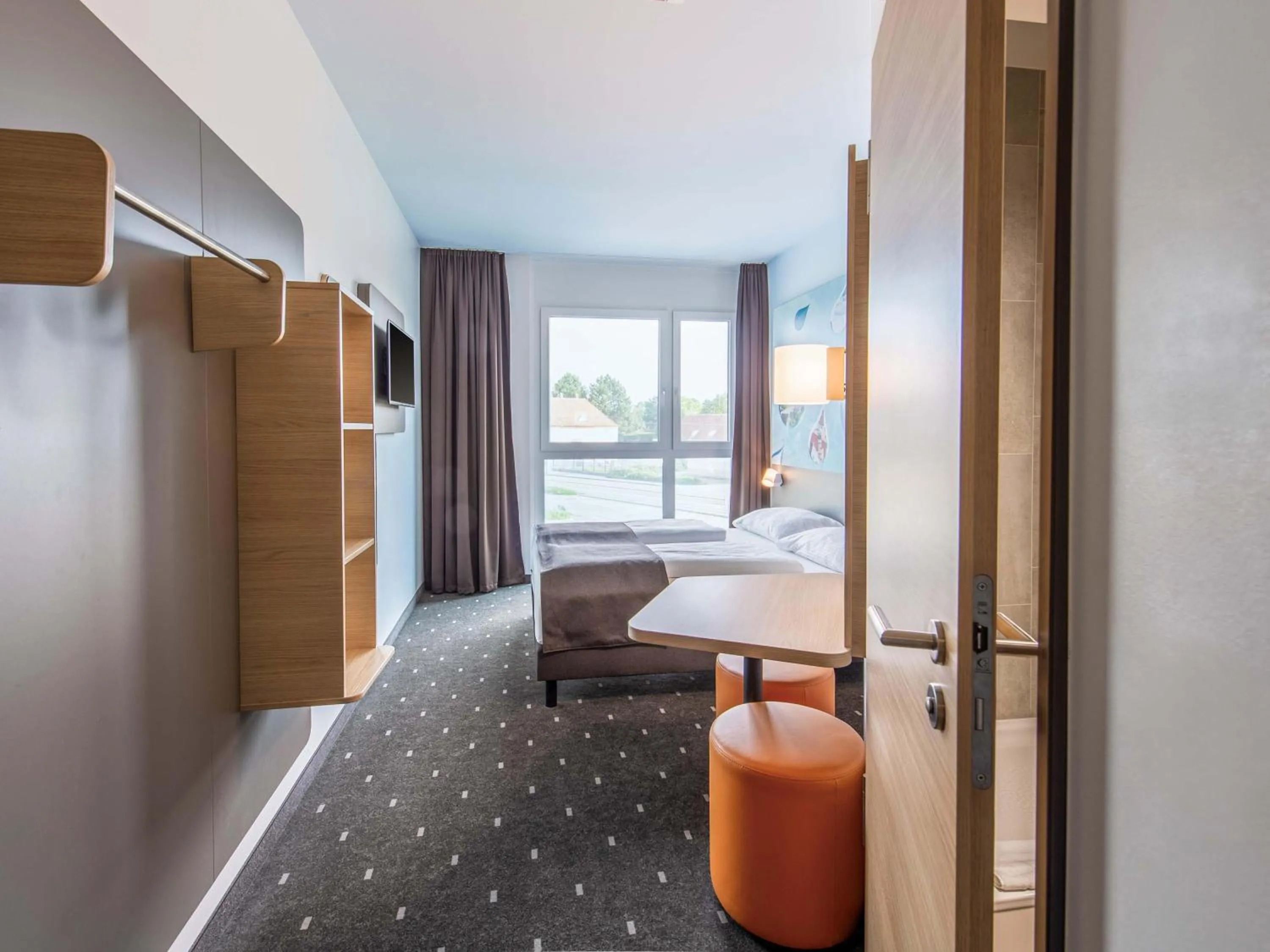 Photo of the whole room, Bed in B&B Hotel Augsburg-Nord