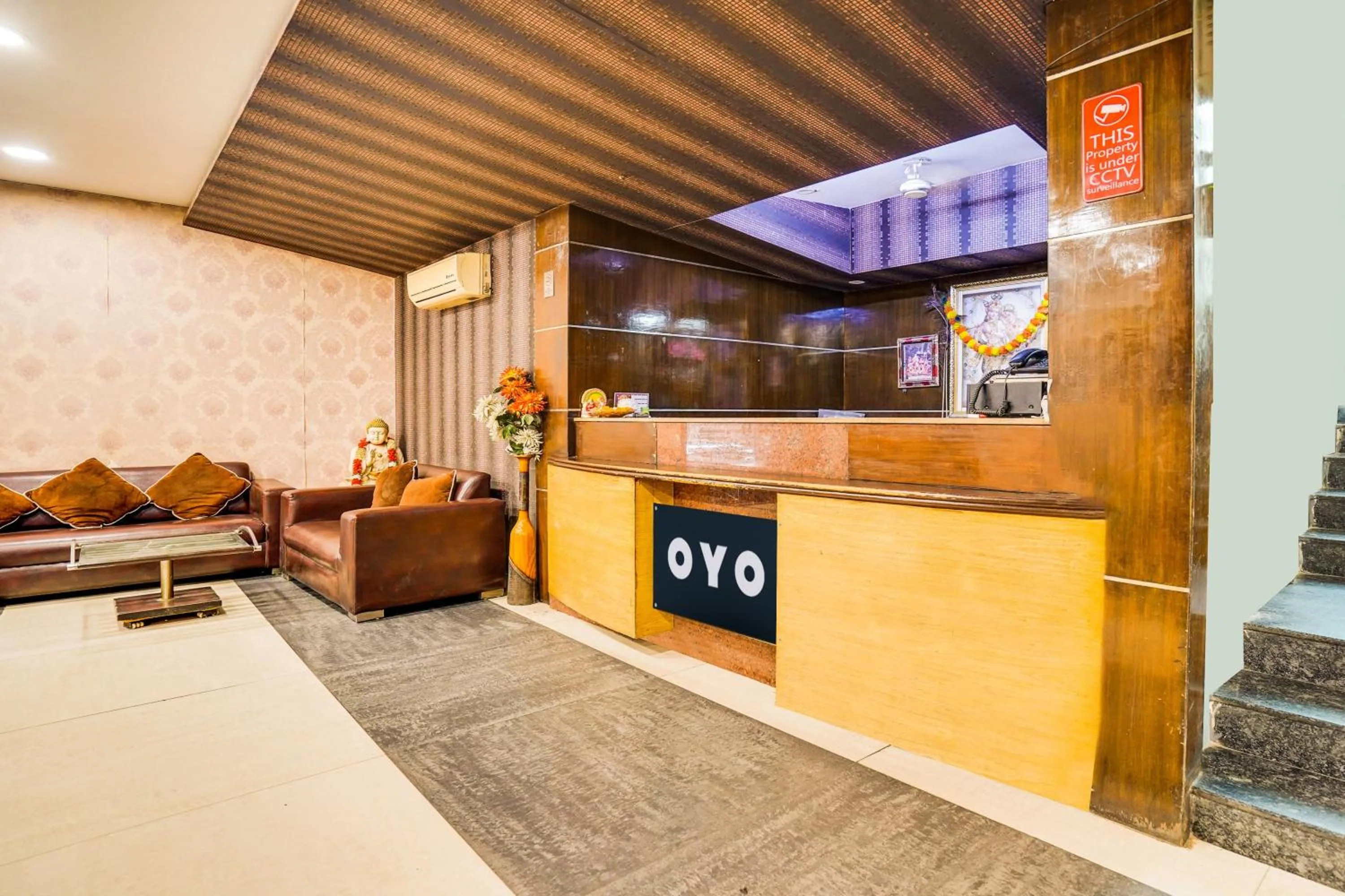 Lobby or reception in Super Hotel O Grand Peepal