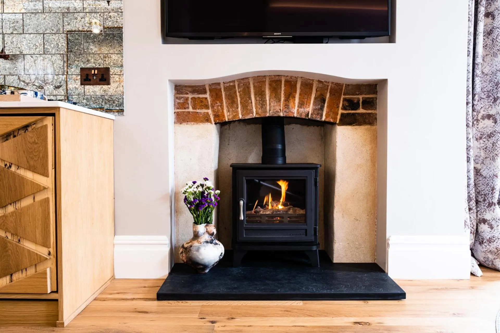 flat iron in Host St Ives