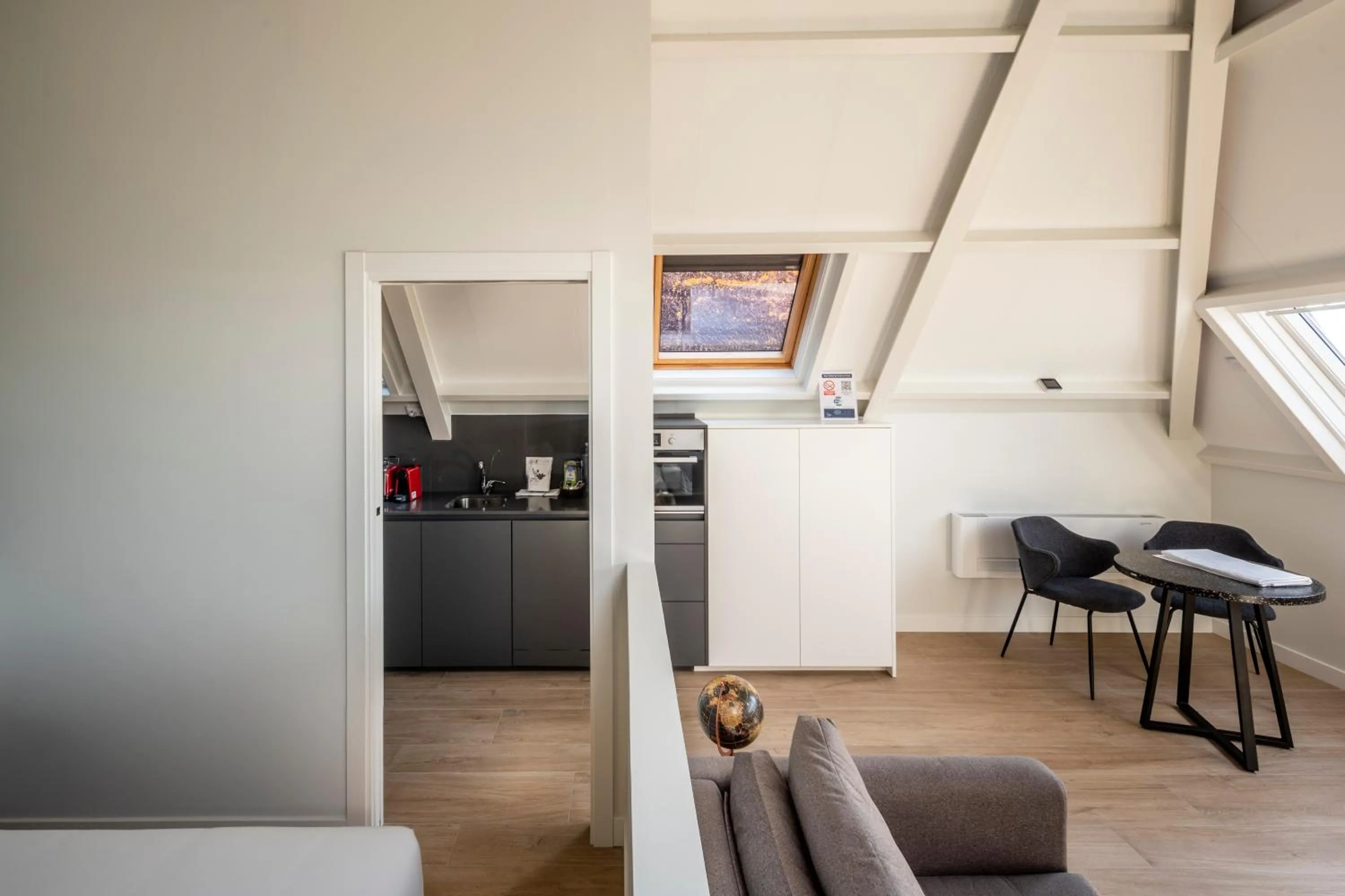 Kitchen or kitchenette in Bow Homes by Como en Casa