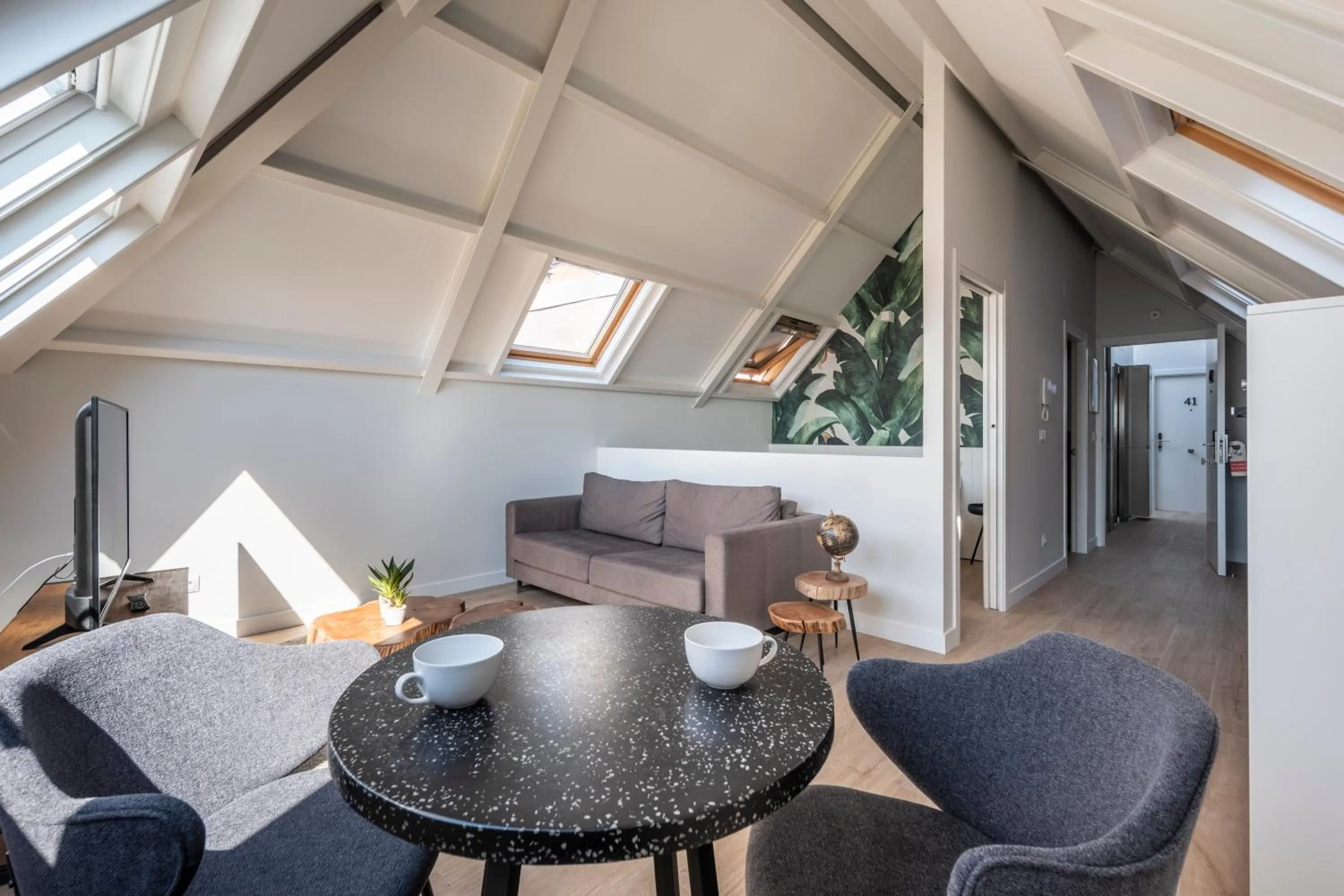 Living room in Bow Homes by Como en Casa