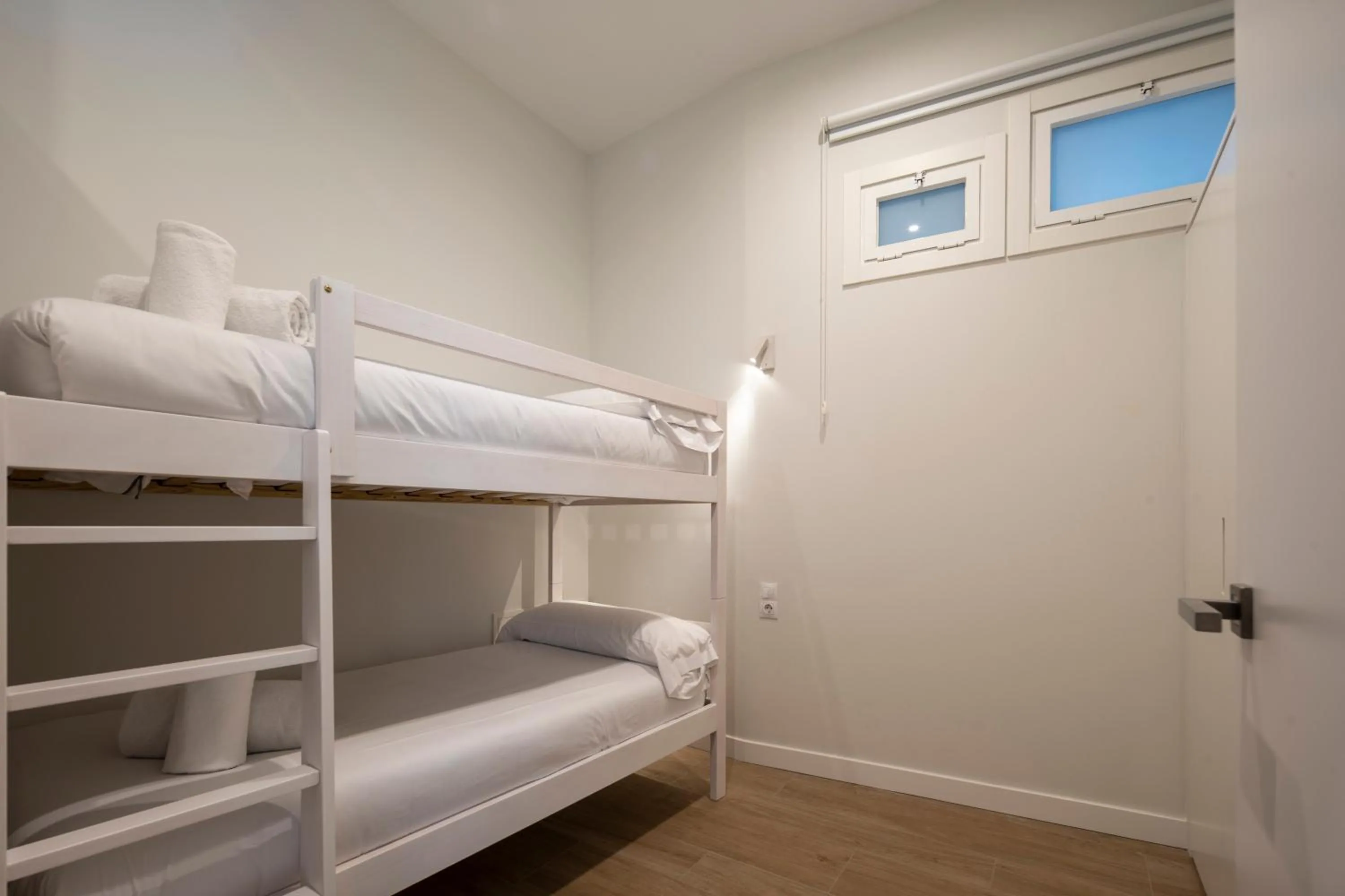 bunk bed, Bed in Bow Homes by Como en Casa