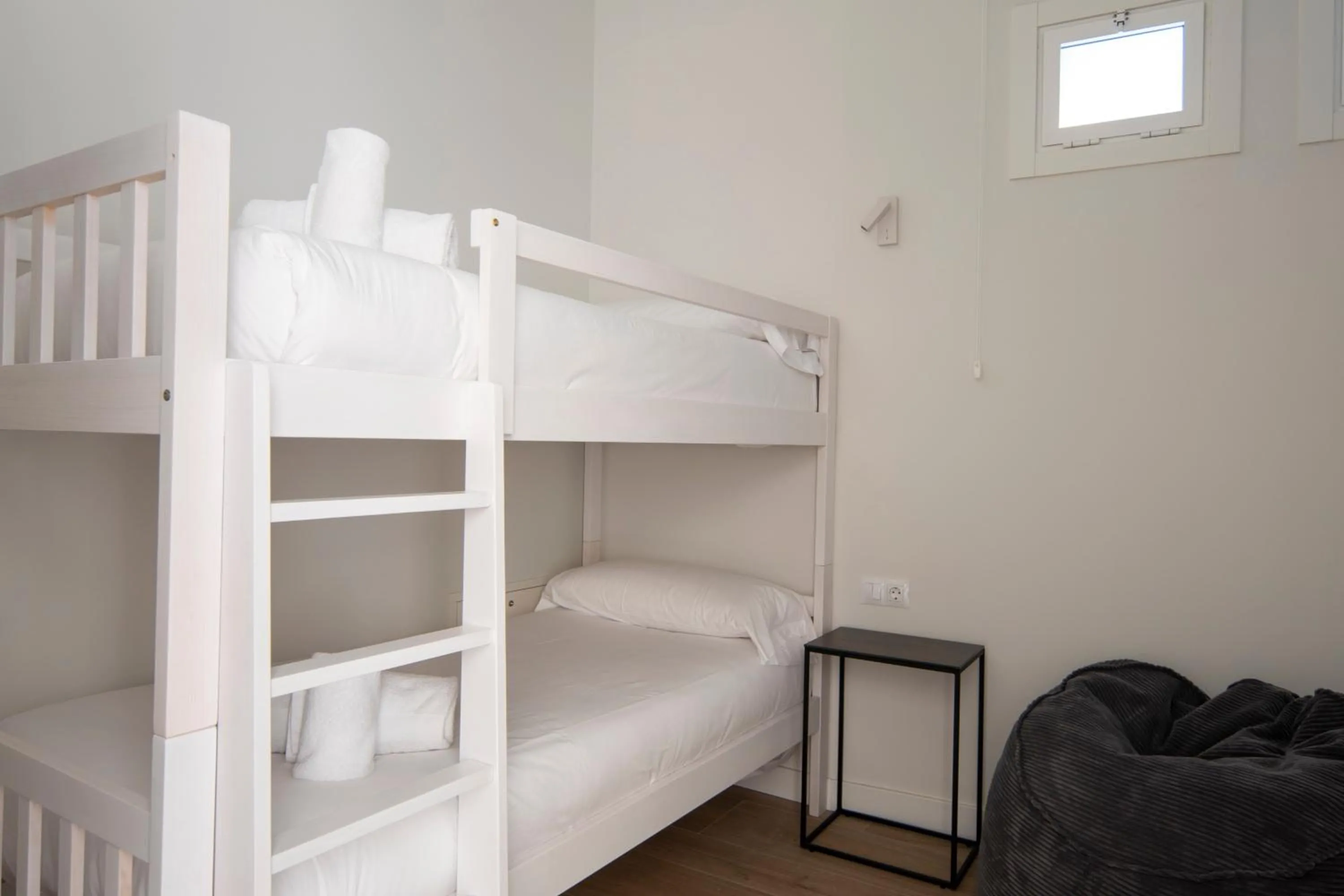 bunk bed, Bed in Bow Homes by Como en Casa