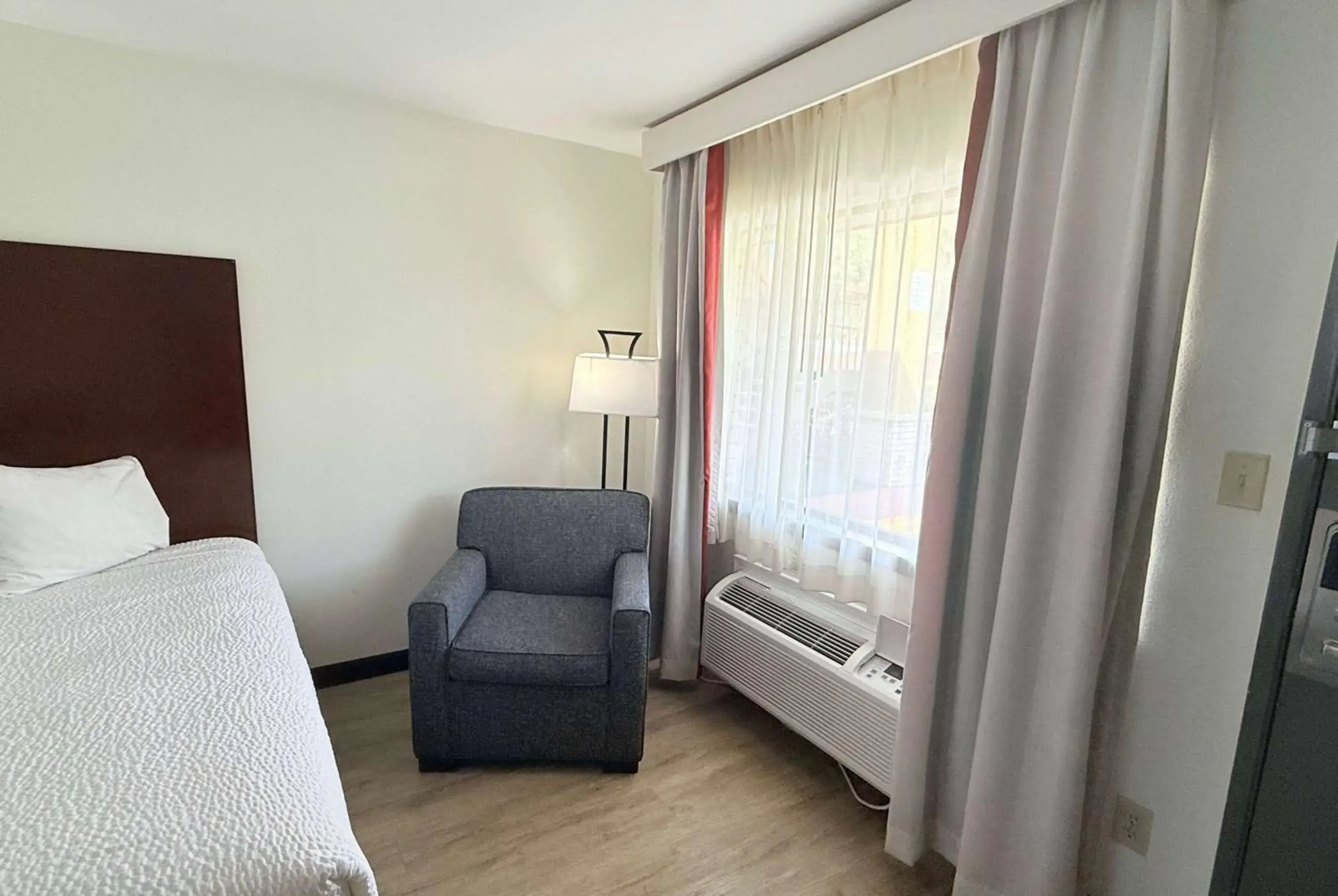 Photo of the whole room, Bed in Ramada by Wyndham San Antonio Near SeaWorld - Lackland AFB Photo of the whole room, Bed in Ramada by Wyndham San Antonio Near SeaWorld - Lackland AFB