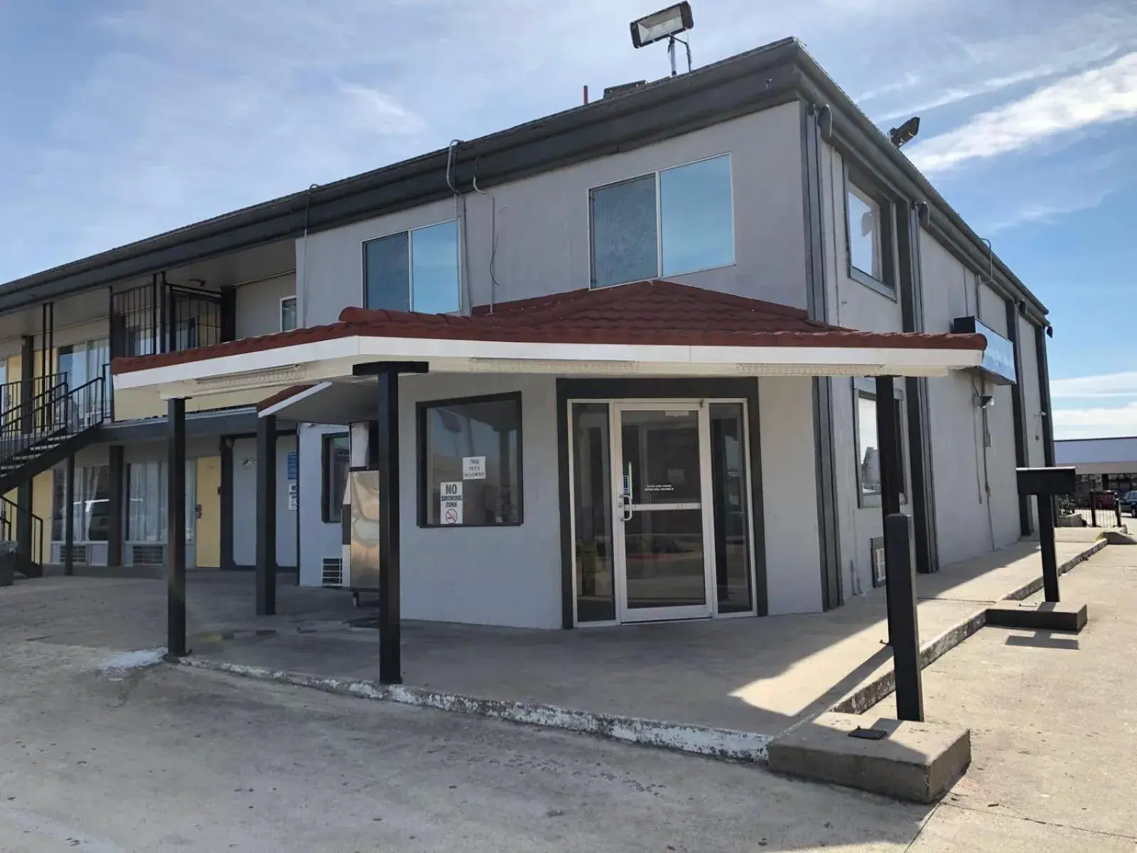 Property building in Americas Best Value Inn Garland Property building in Americas Best Value Inn Garland