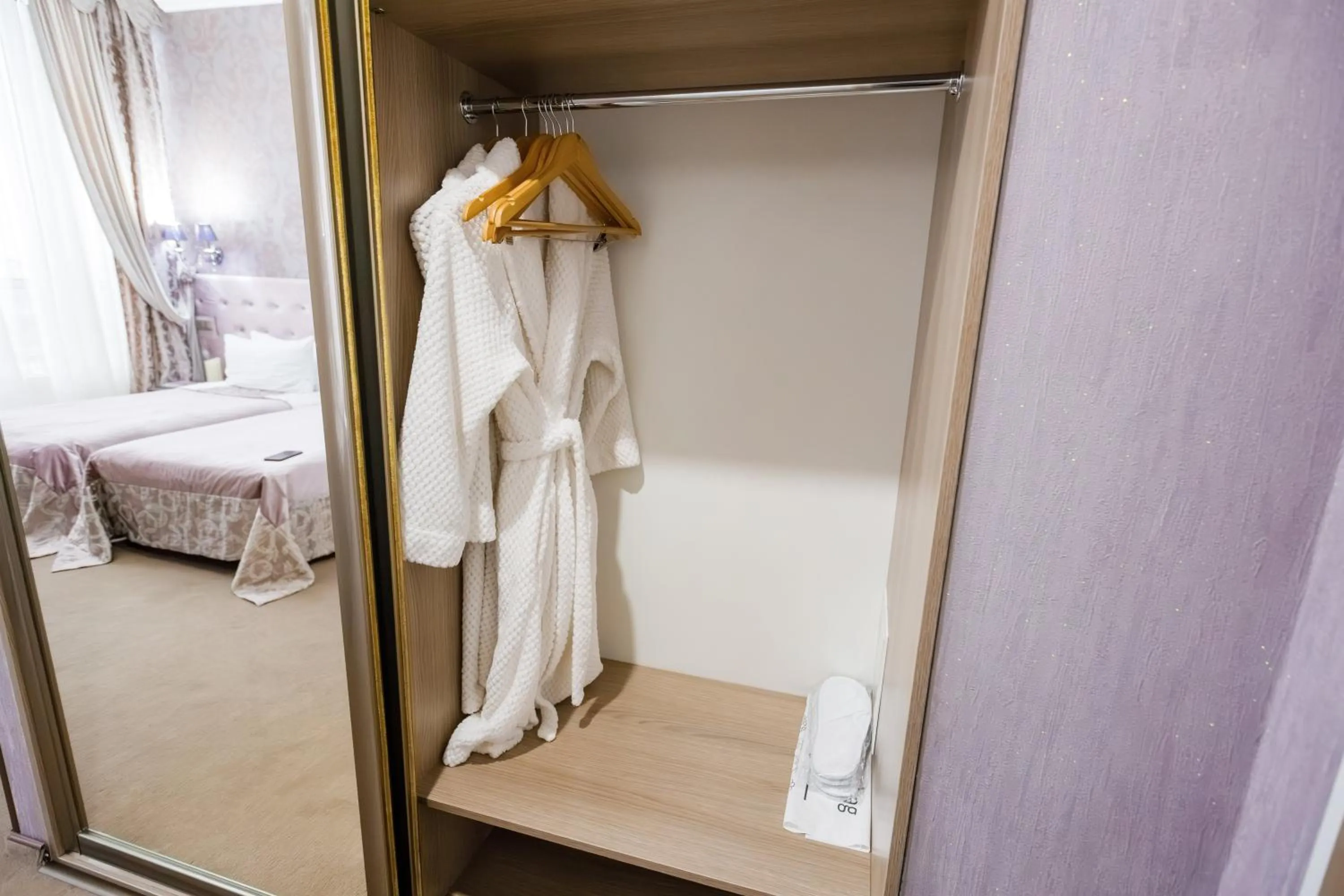 Bed in Boutique Spa Casino Hotel Lybid Plaza