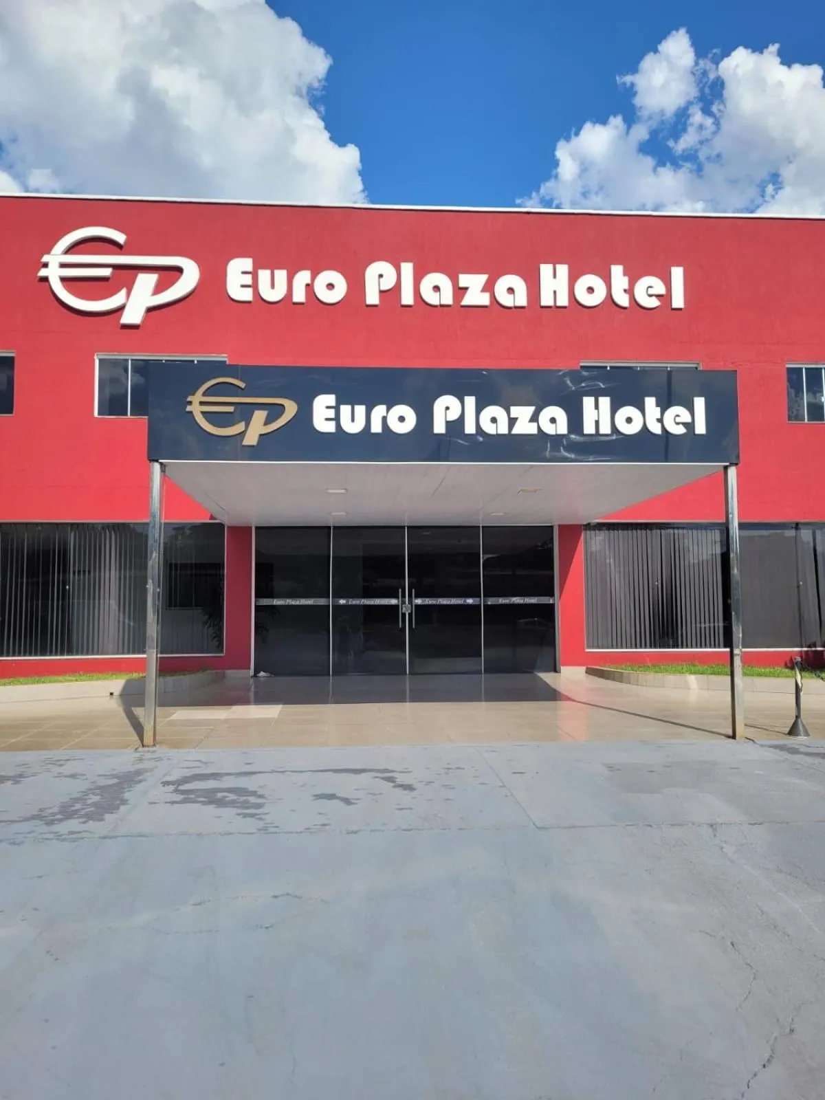 Property building in Euro Plaza Hotel - Próximo ao Aeroporto de Goiânia, Santa Genoveva
