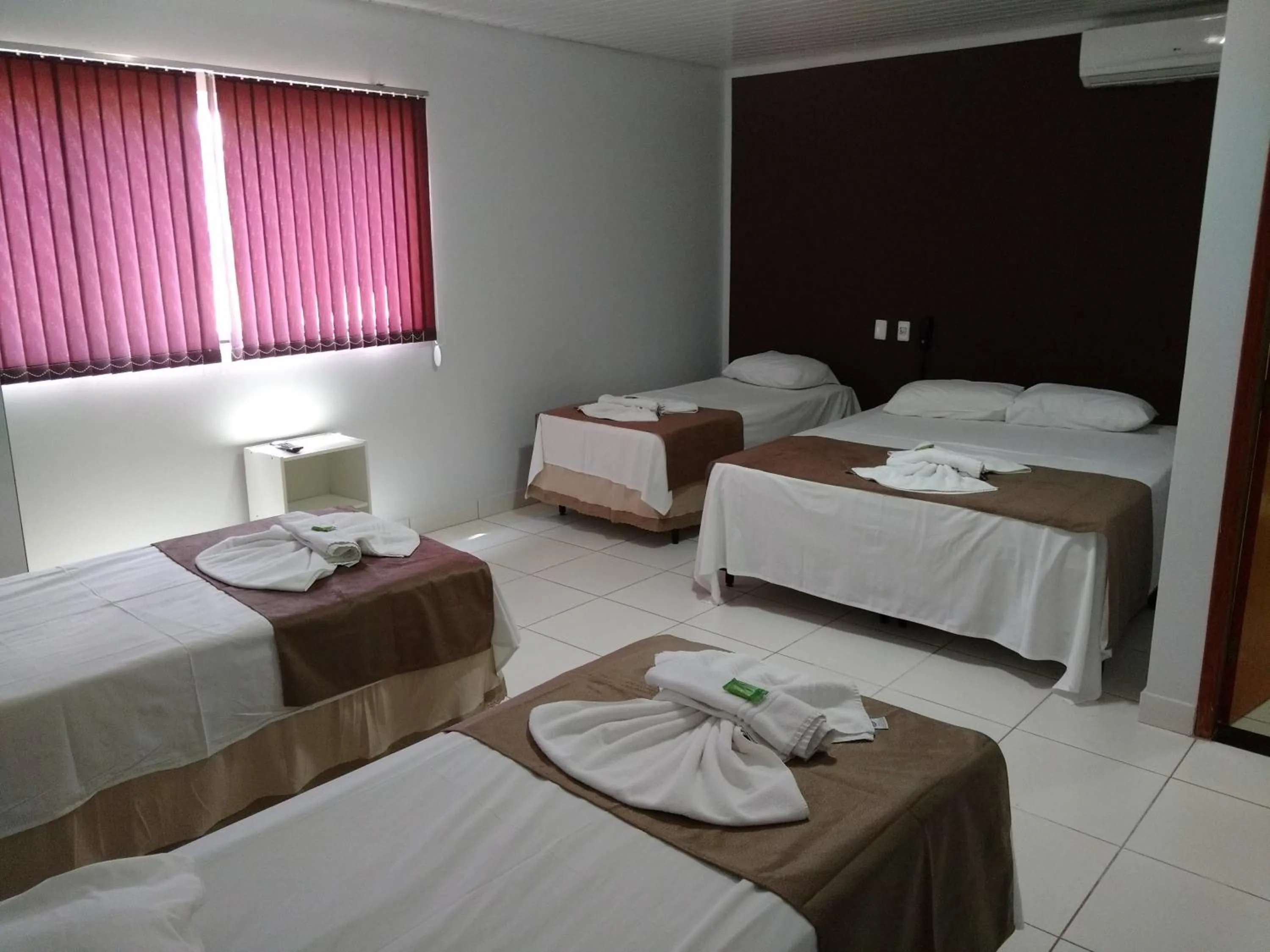 Bed in Euro Plaza Hotel - Próximo ao Aeroporto de Goiânia, Santa Genoveva