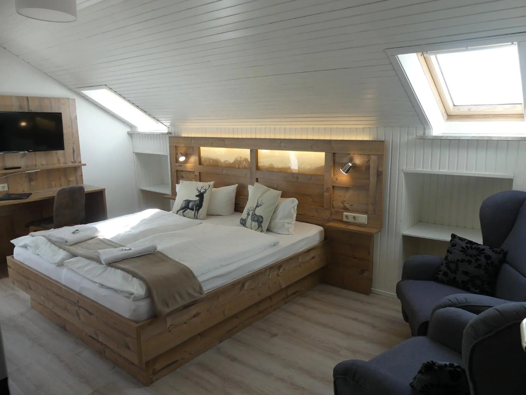 Photo of the whole room, Bed in Harmonie Hotel Rust