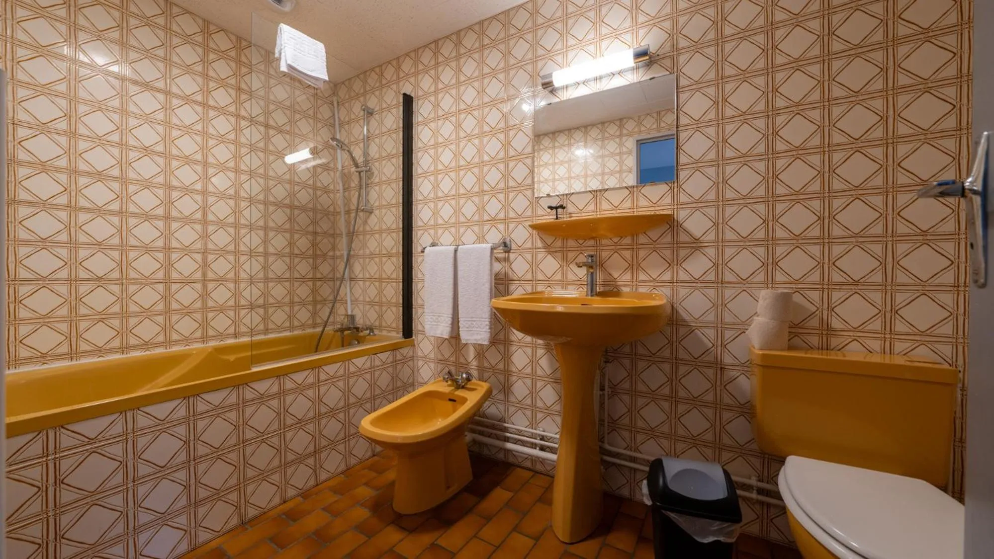 Bathroom in Hôtel Des Docks